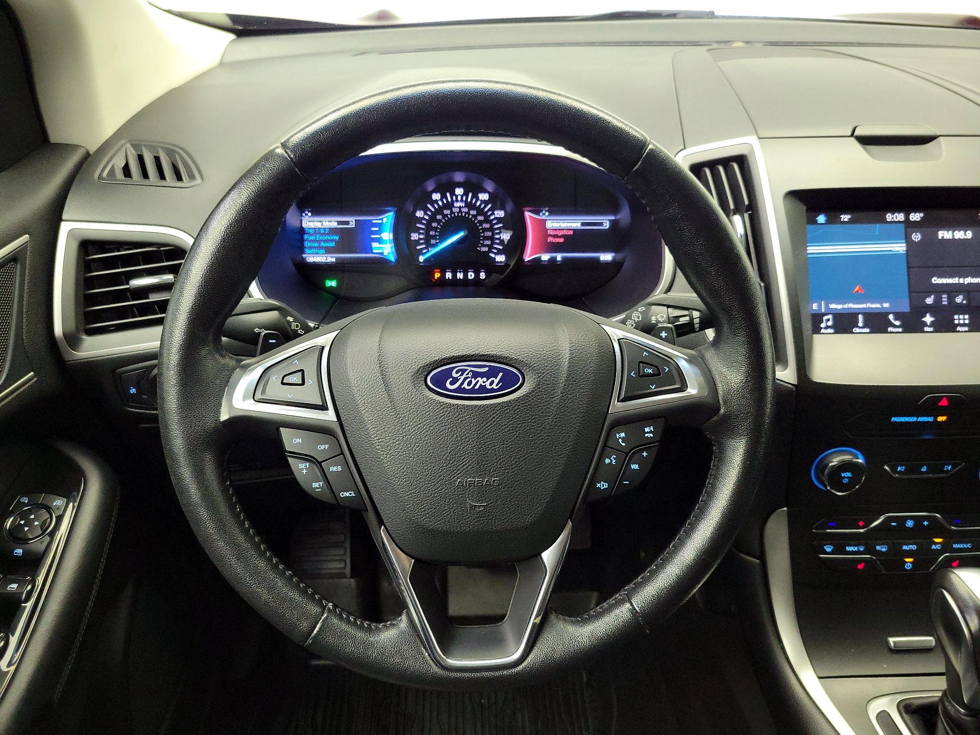 Thumbnail: 2018 Ford Edge - 10