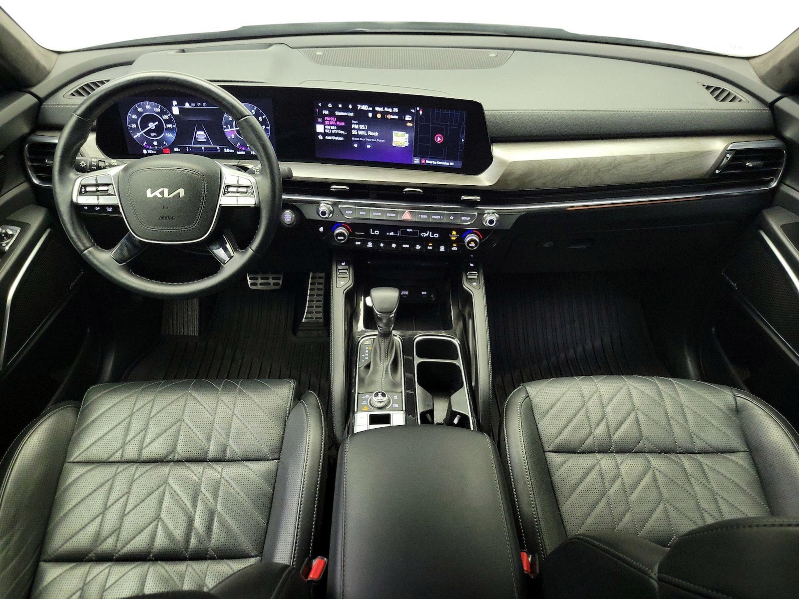 Apple CarPlay® & Android Auto™