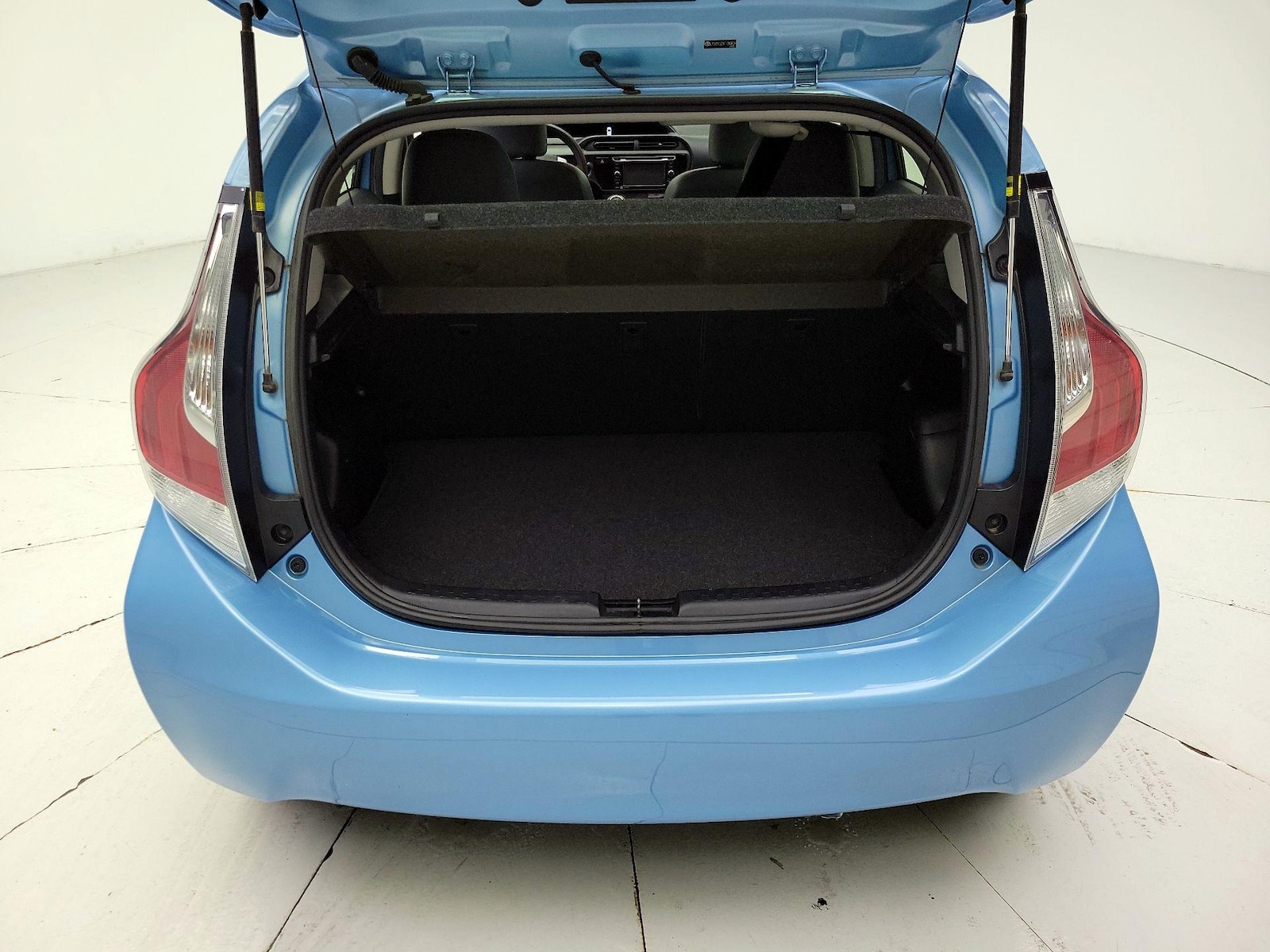 2015 Toyota Prius c Four - Photo 22