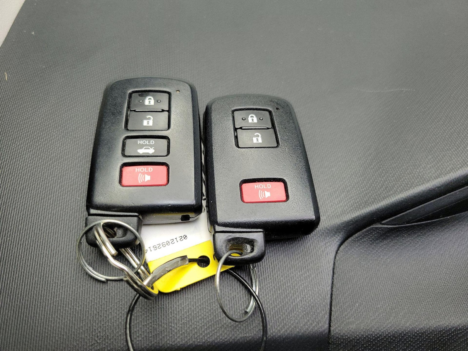 2015 Toyota Prius c Four - Photo 24