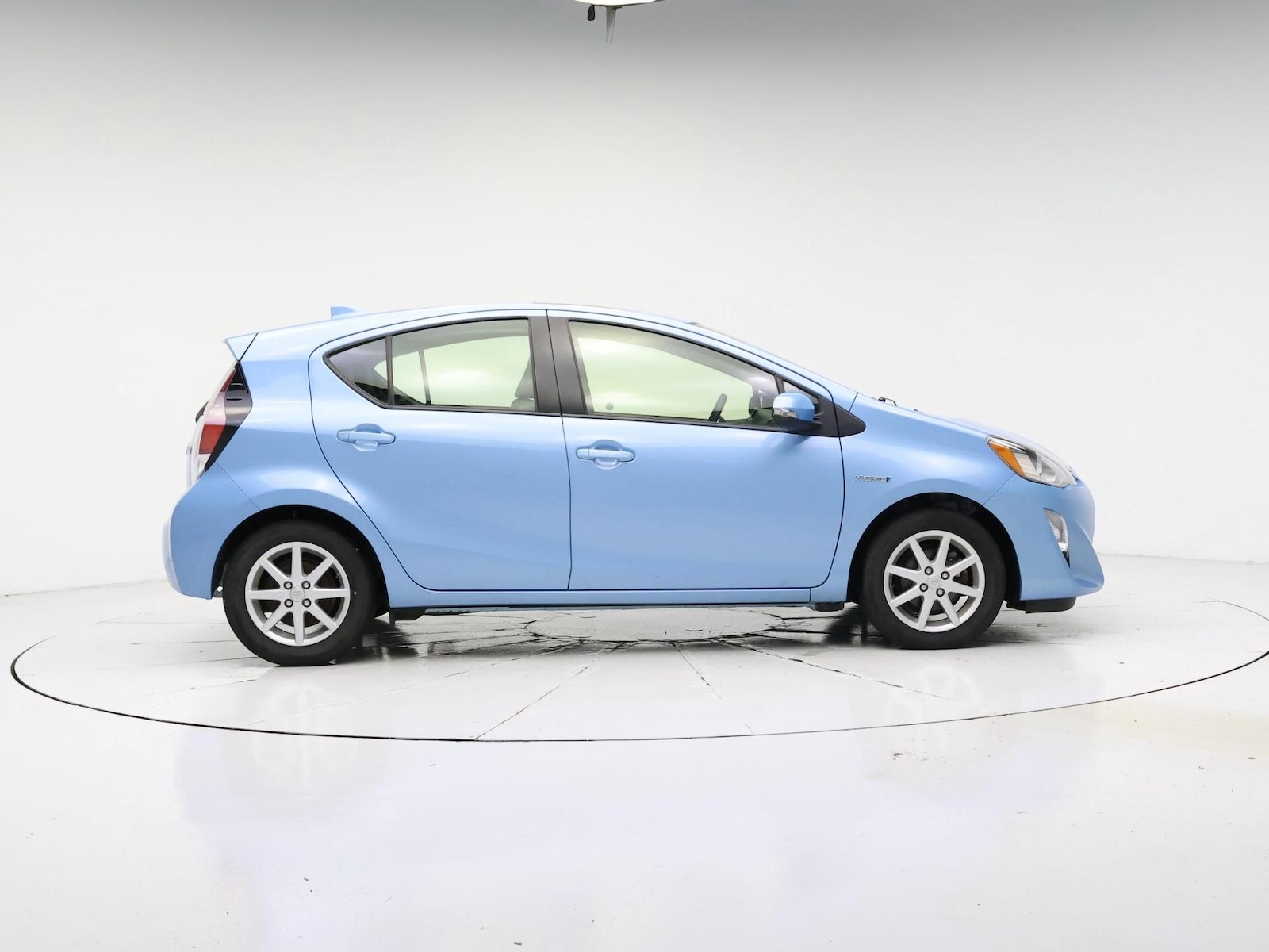 2015 Toyota Prius c Four - Photo 8