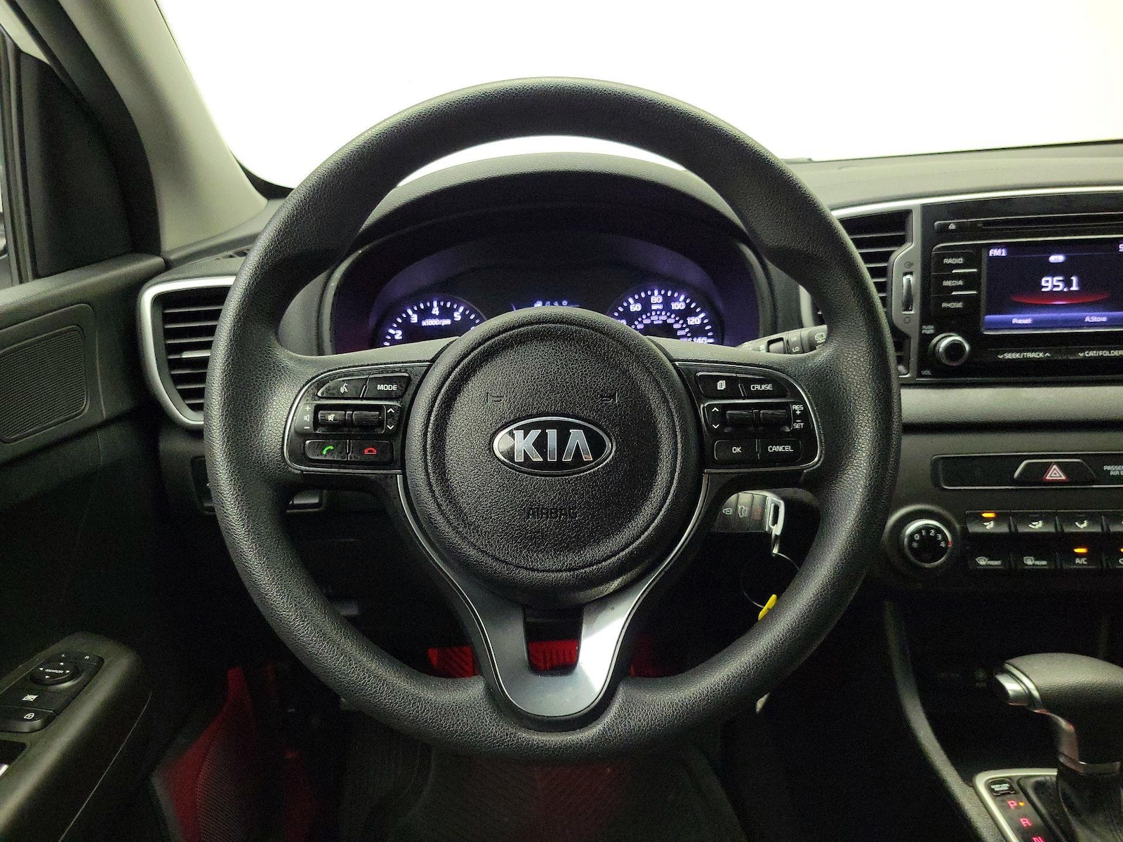 2017 Kia Sportage LX - Photo 11