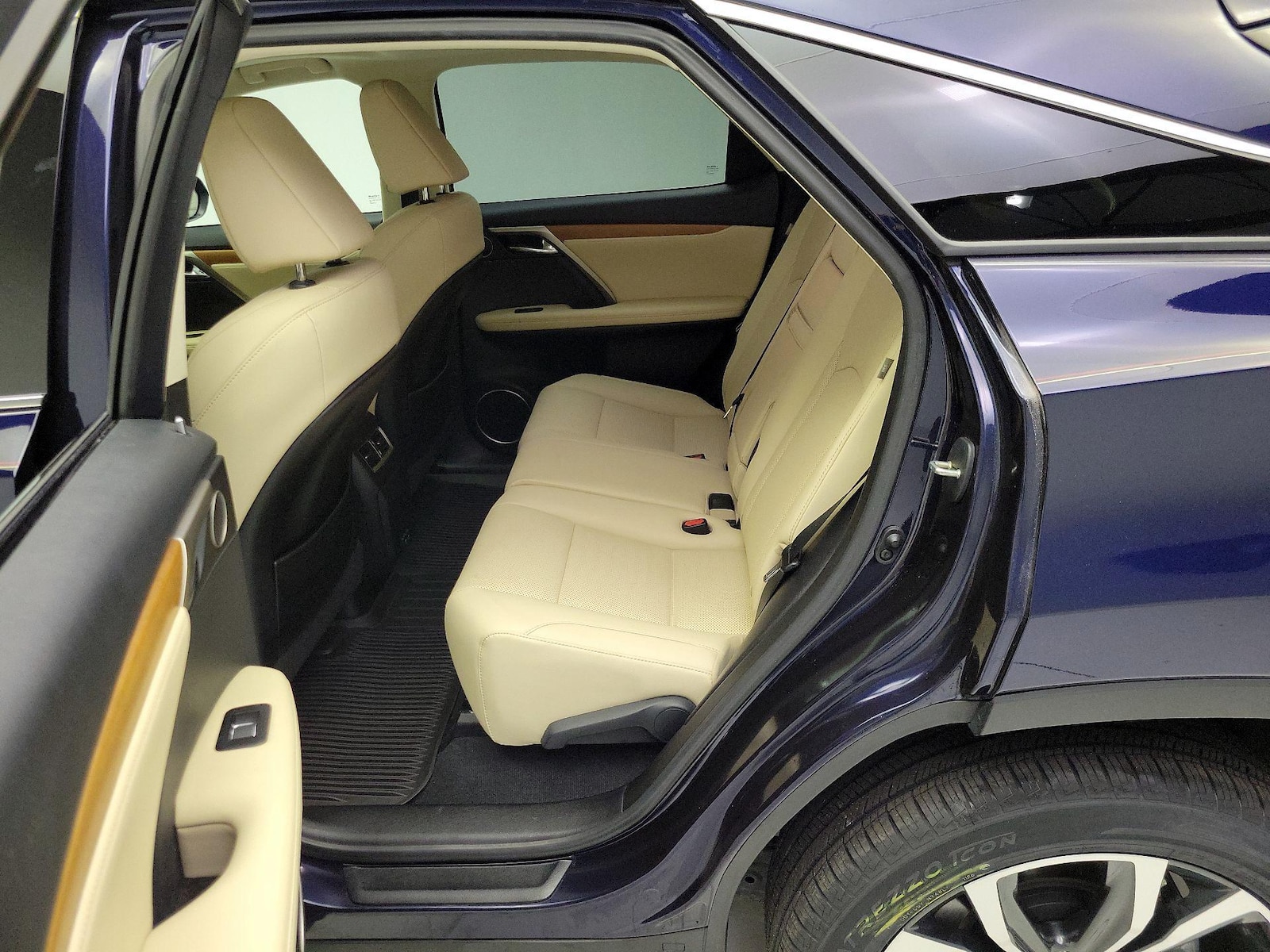 2022 Lexus RX 350 - Photo 22