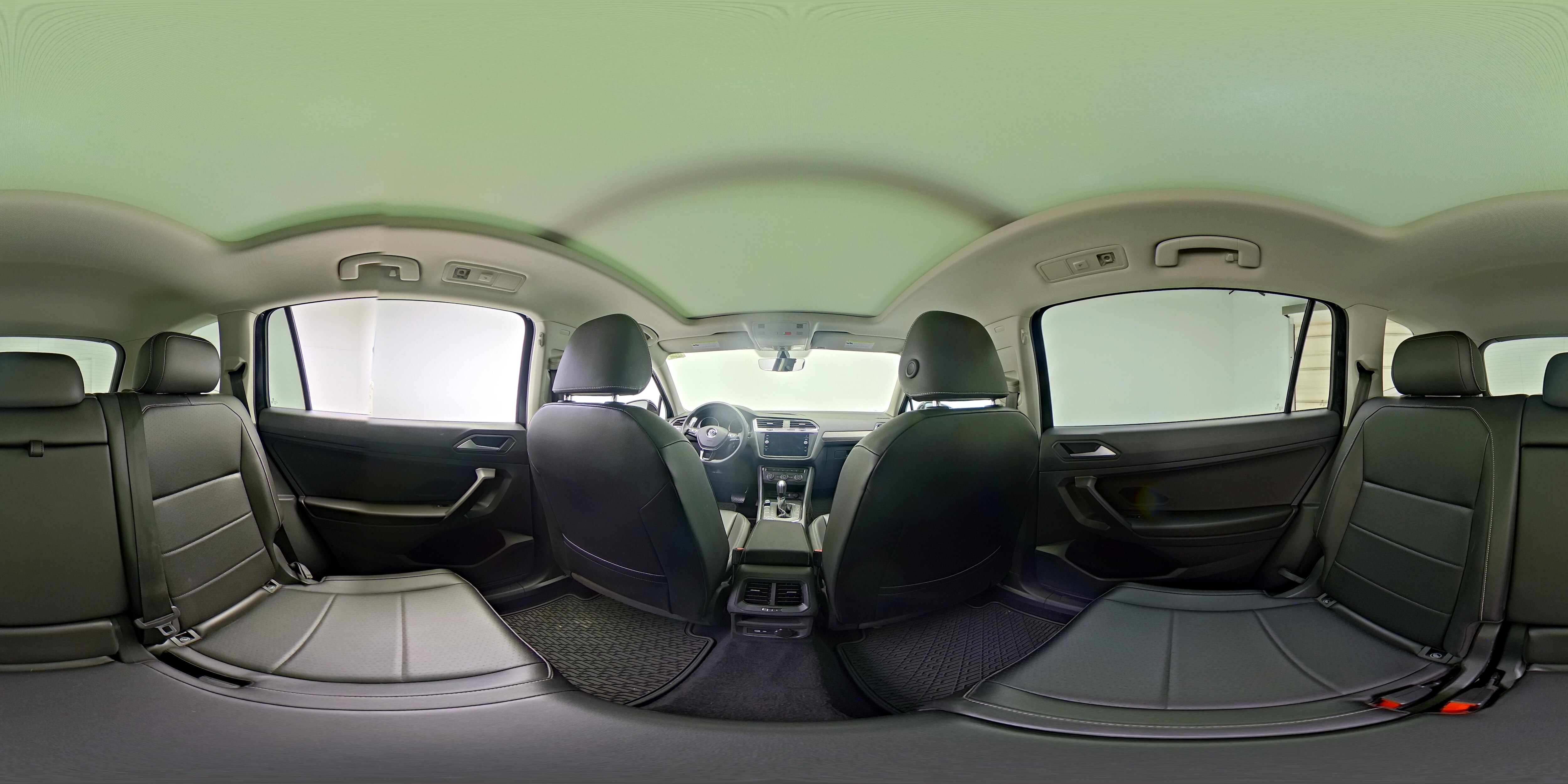 2021 Volkswagen Tiguan SE - Photo 27