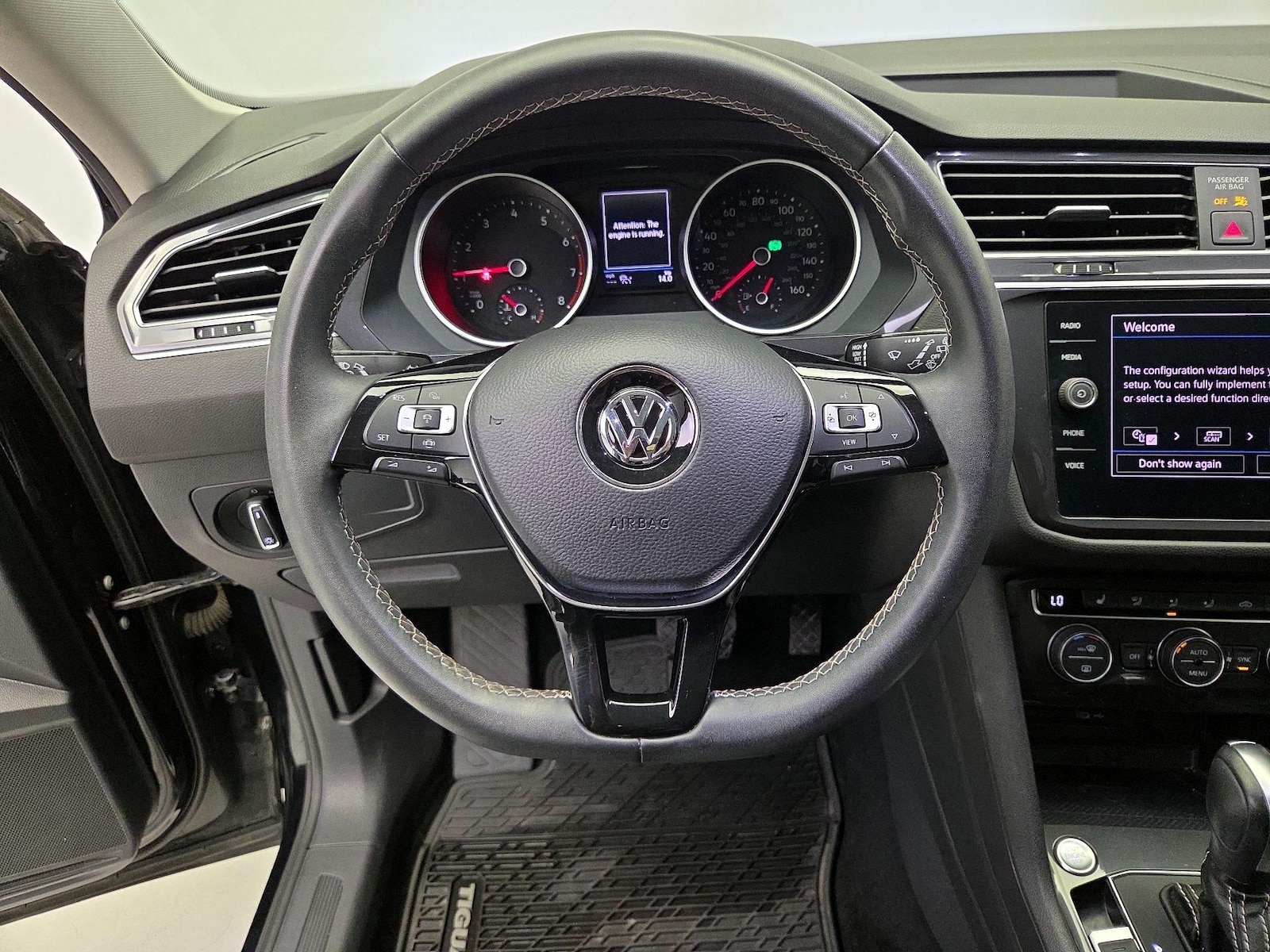 2021 Volkswagen Tiguan SE - Photo 11