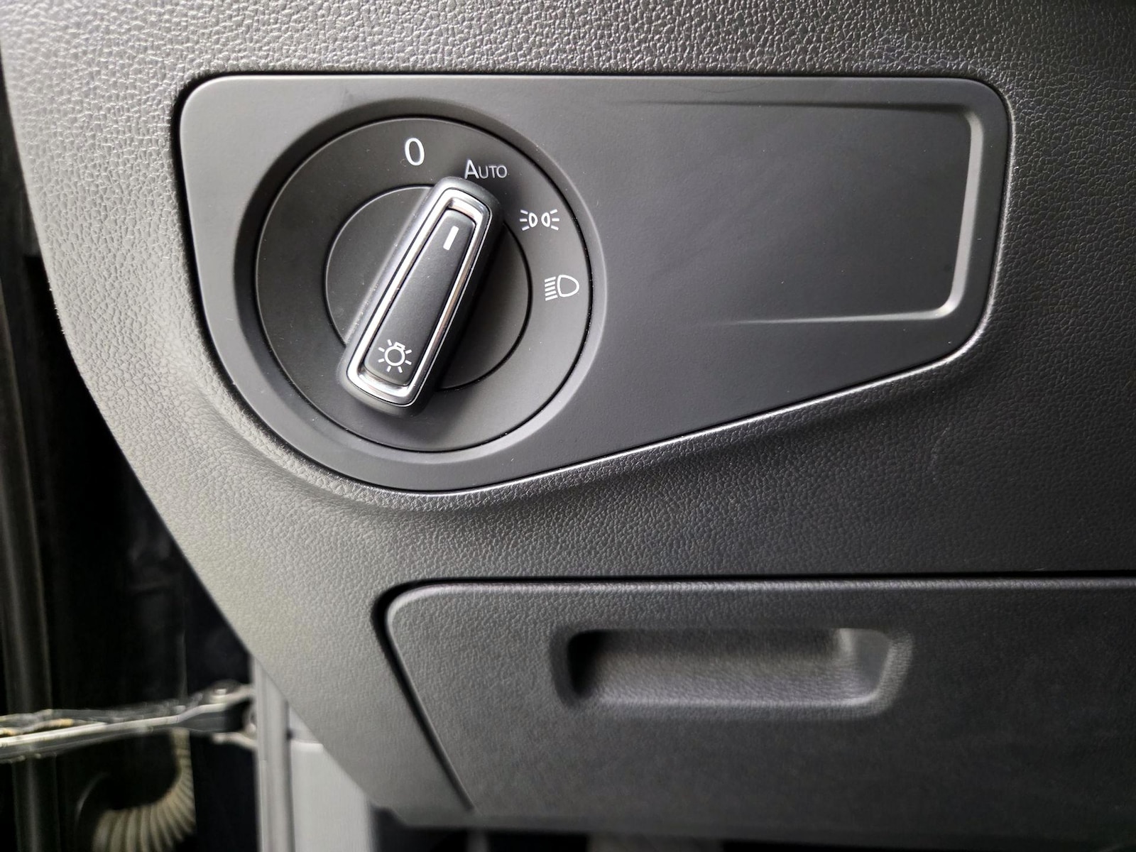 2021 Volkswagen Tiguan SE - Photo 14