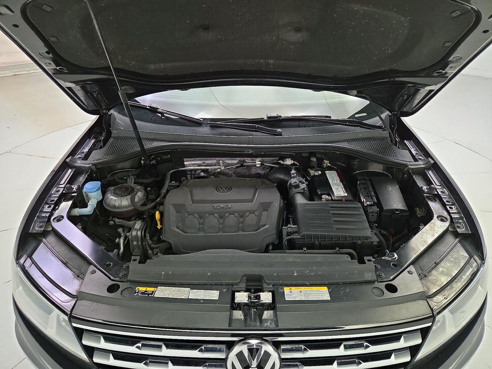 2021 Volkswagen Tiguan SE - Photo 24