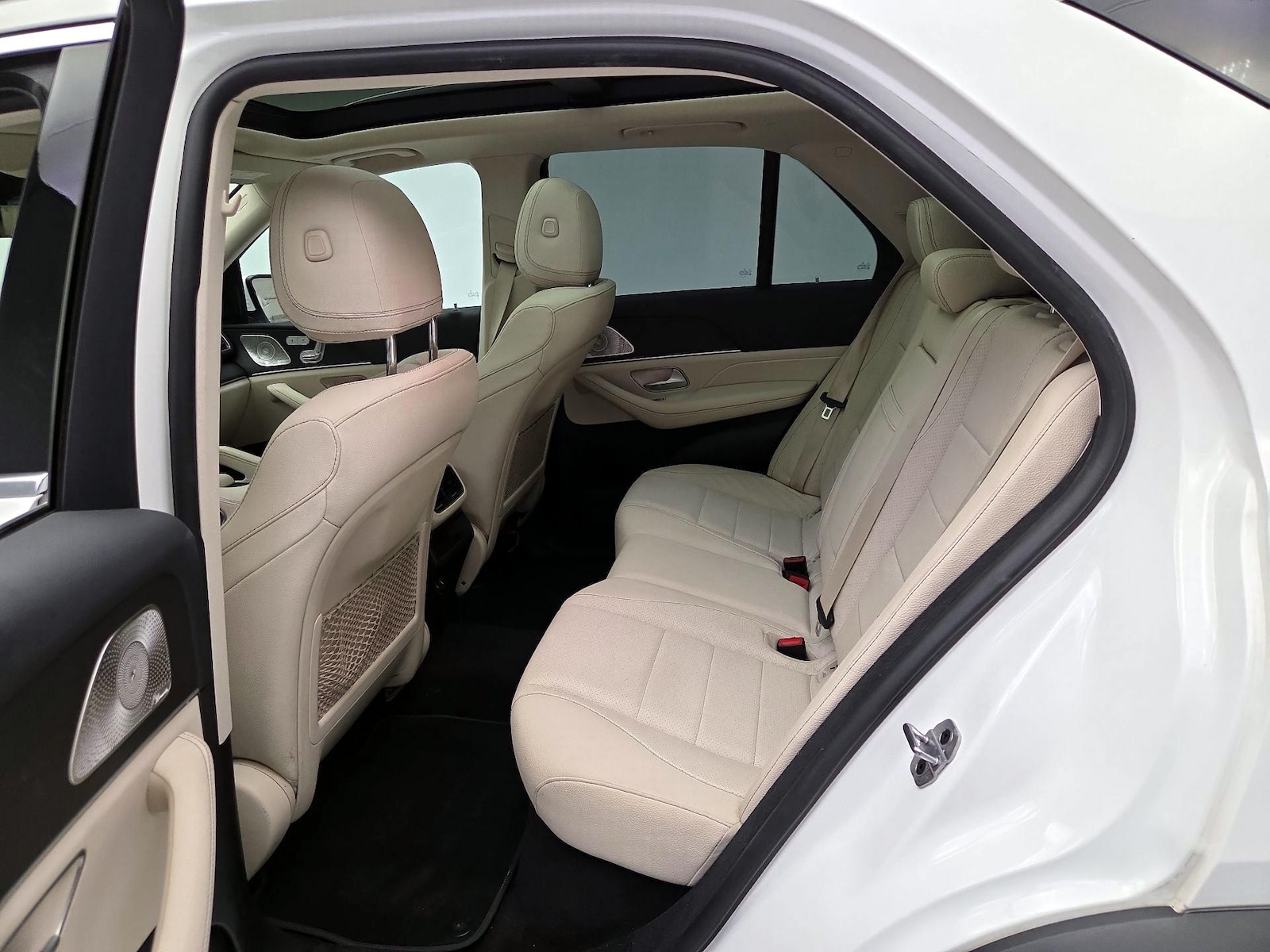 Rear Air Conditioning