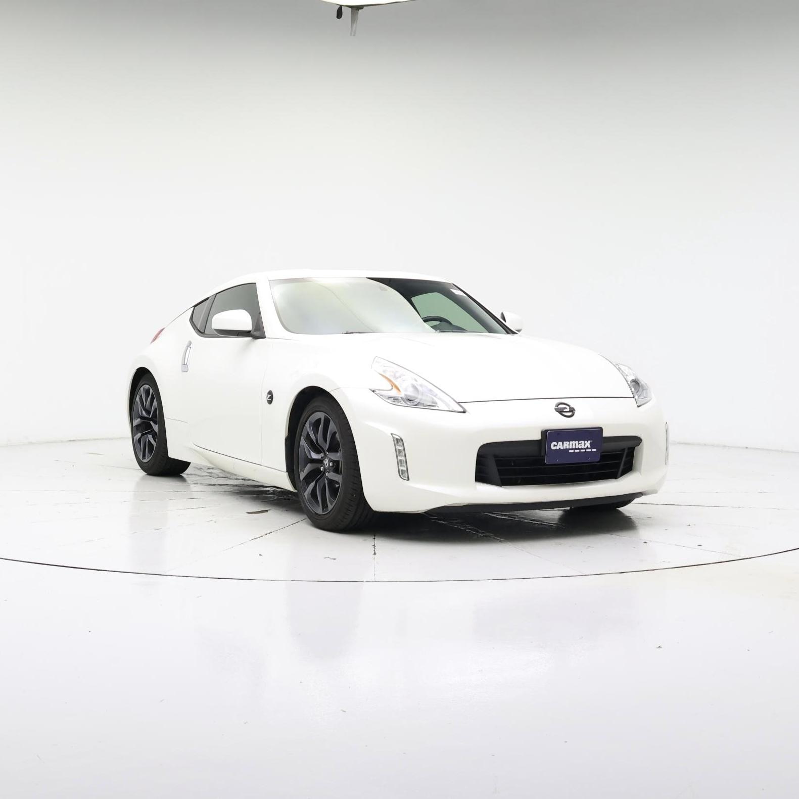 White 2016 Nissan 370Z Coupe Rear-Wheel Drive Automatic