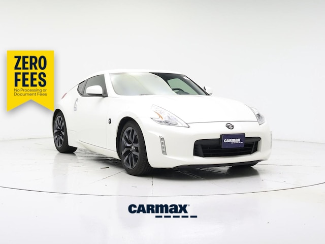 White 2016 Nissan 370Z Coupe Rear-Wheel Drive Automatic