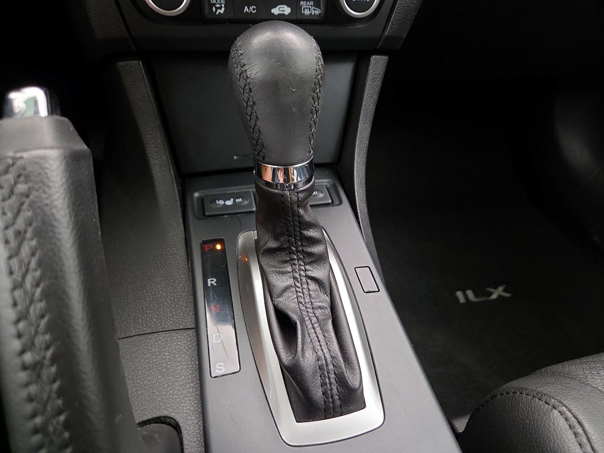 Thumbnail: 2016 Acura ILX - 18