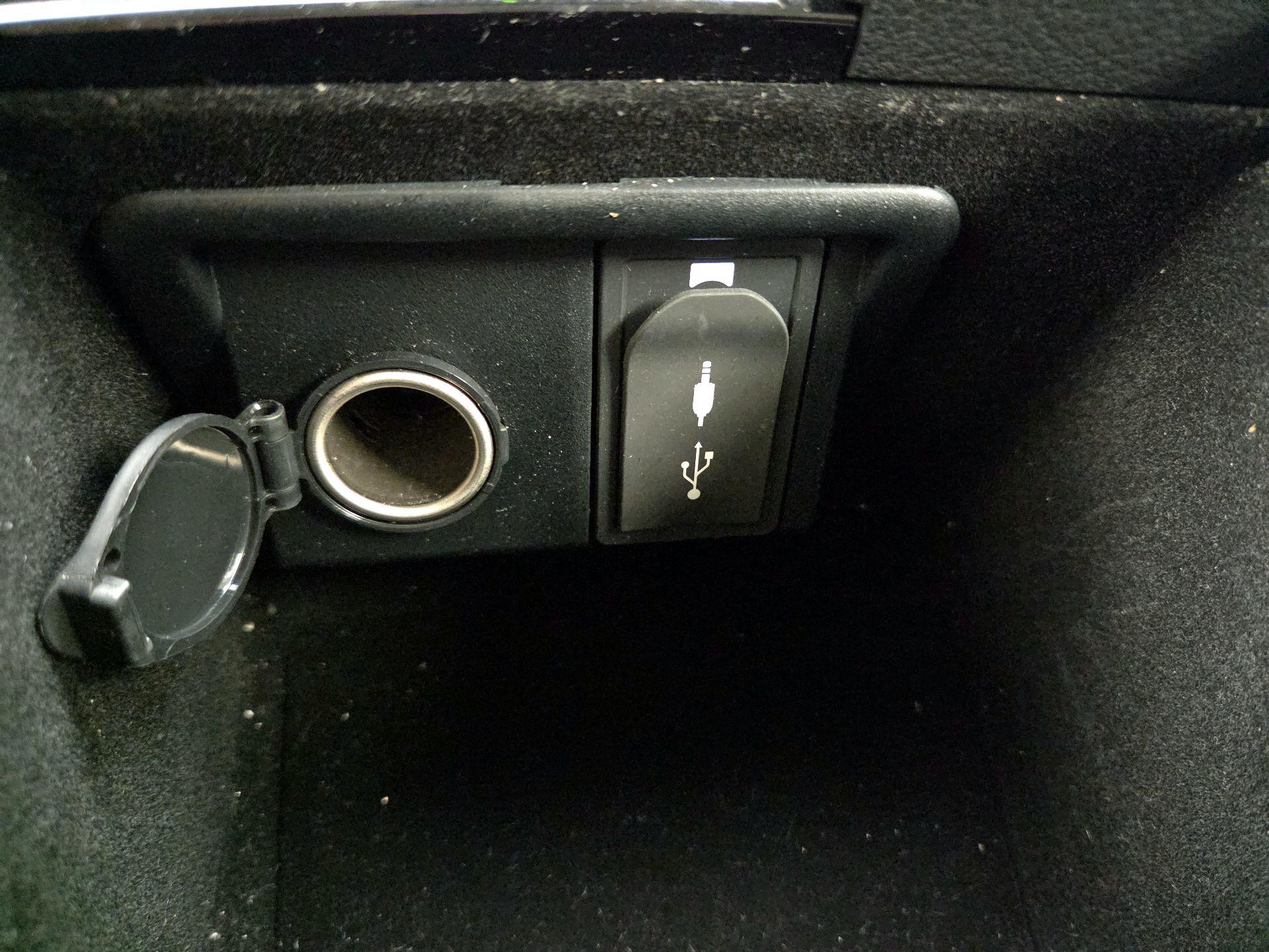 Thumbnail: 2018 Lexus GS - 19