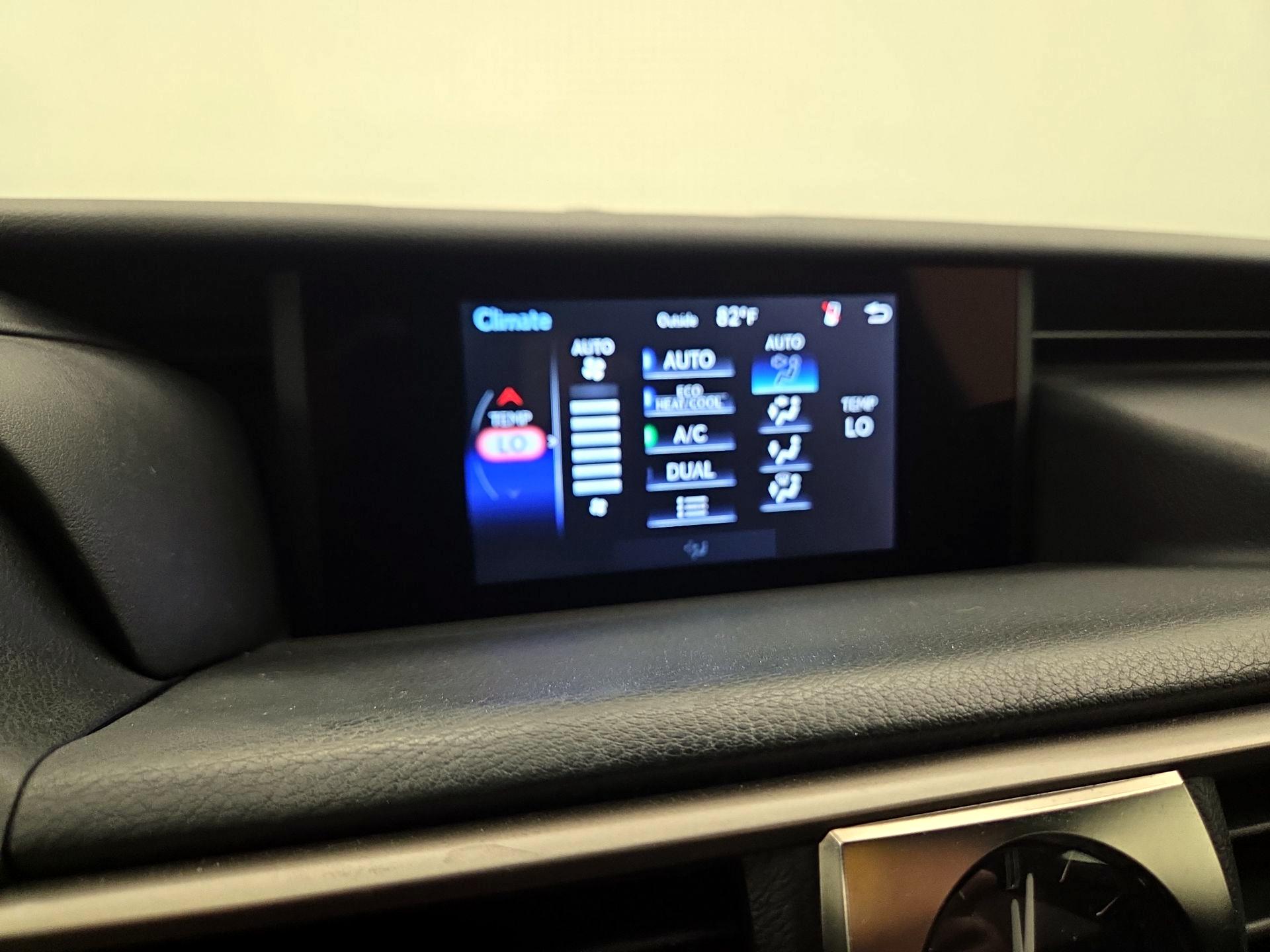 Thumbnail: 2018 Lexus IS - 16