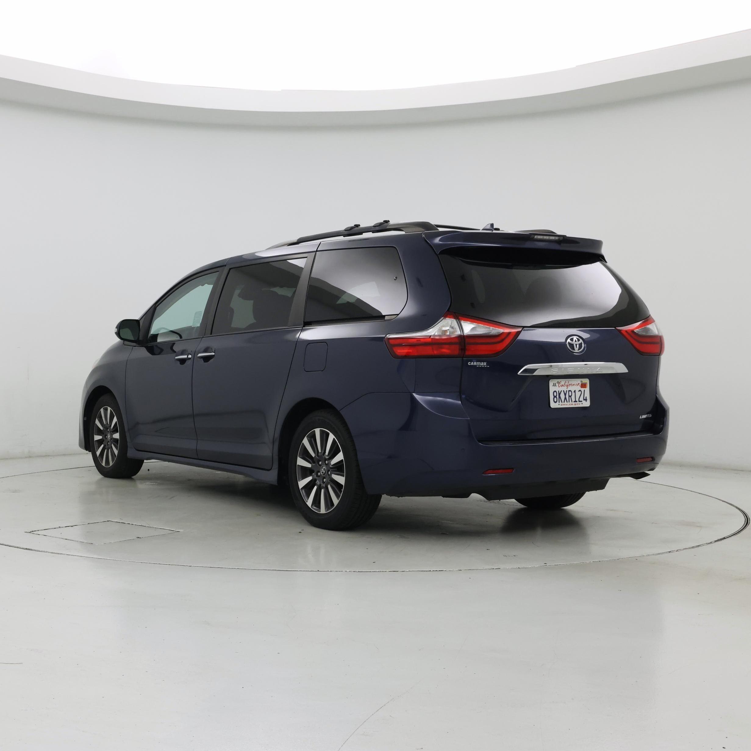 Thumbnail: 2020 Toyota Sienna - 2