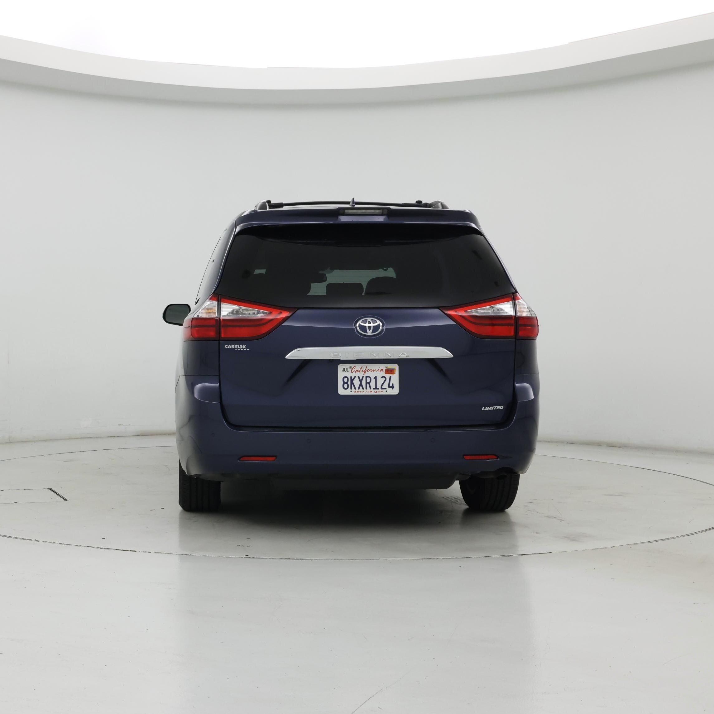 Thumbnail: 2020 Toyota Sienna - 6