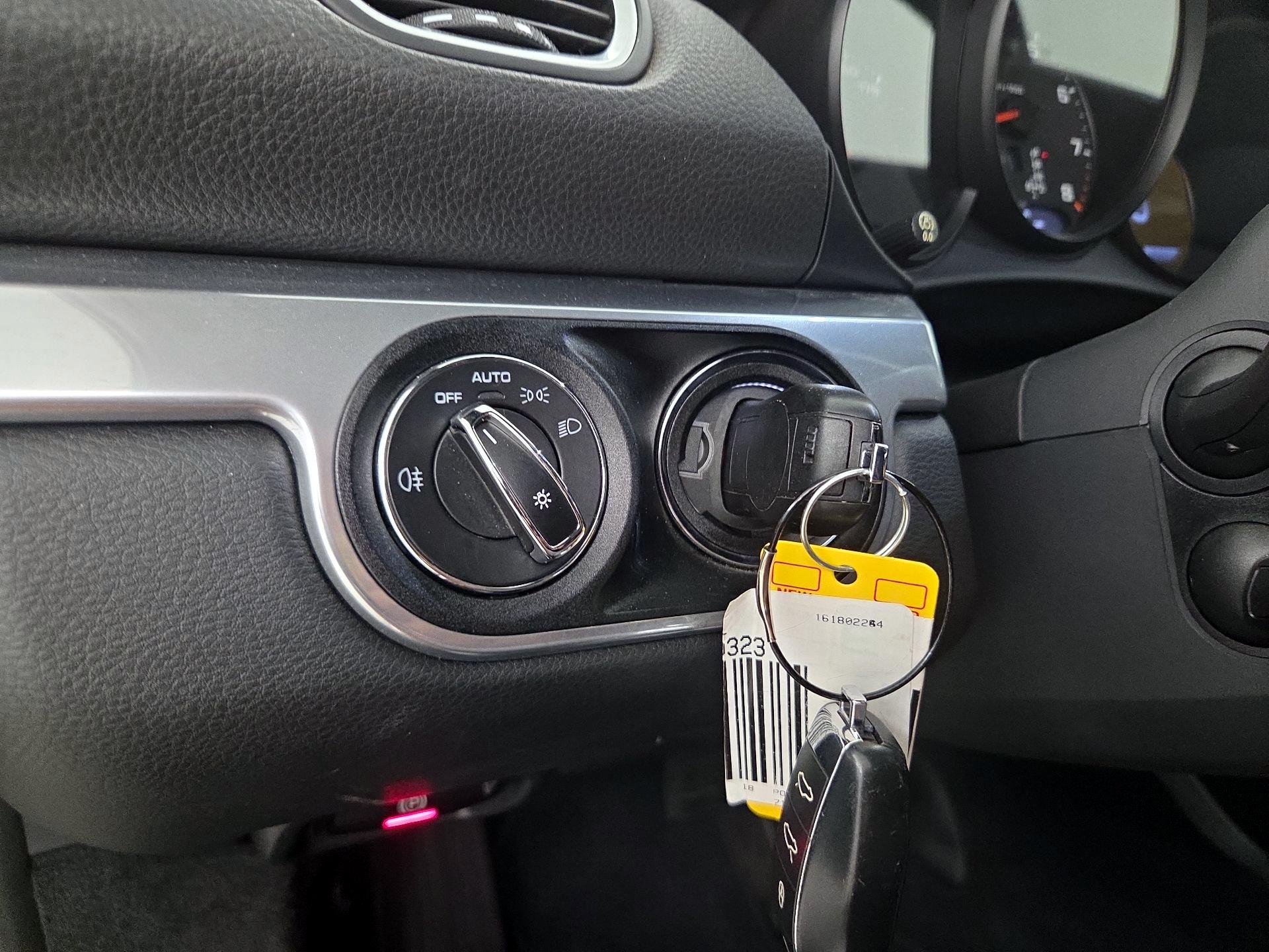 Thumbnail: 2018 Porsche 718 Cayman - 13