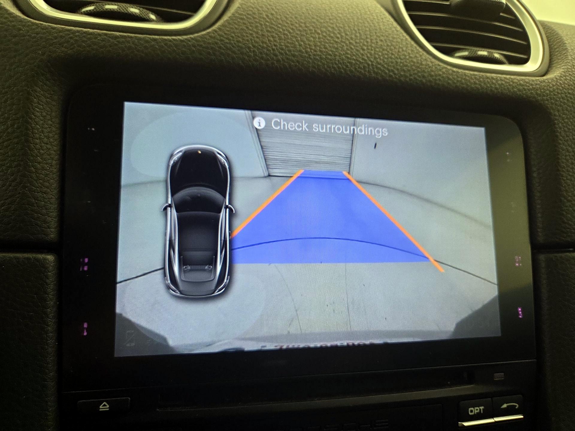 Thumbnail: 2018 Porsche 718 Cayman - 15