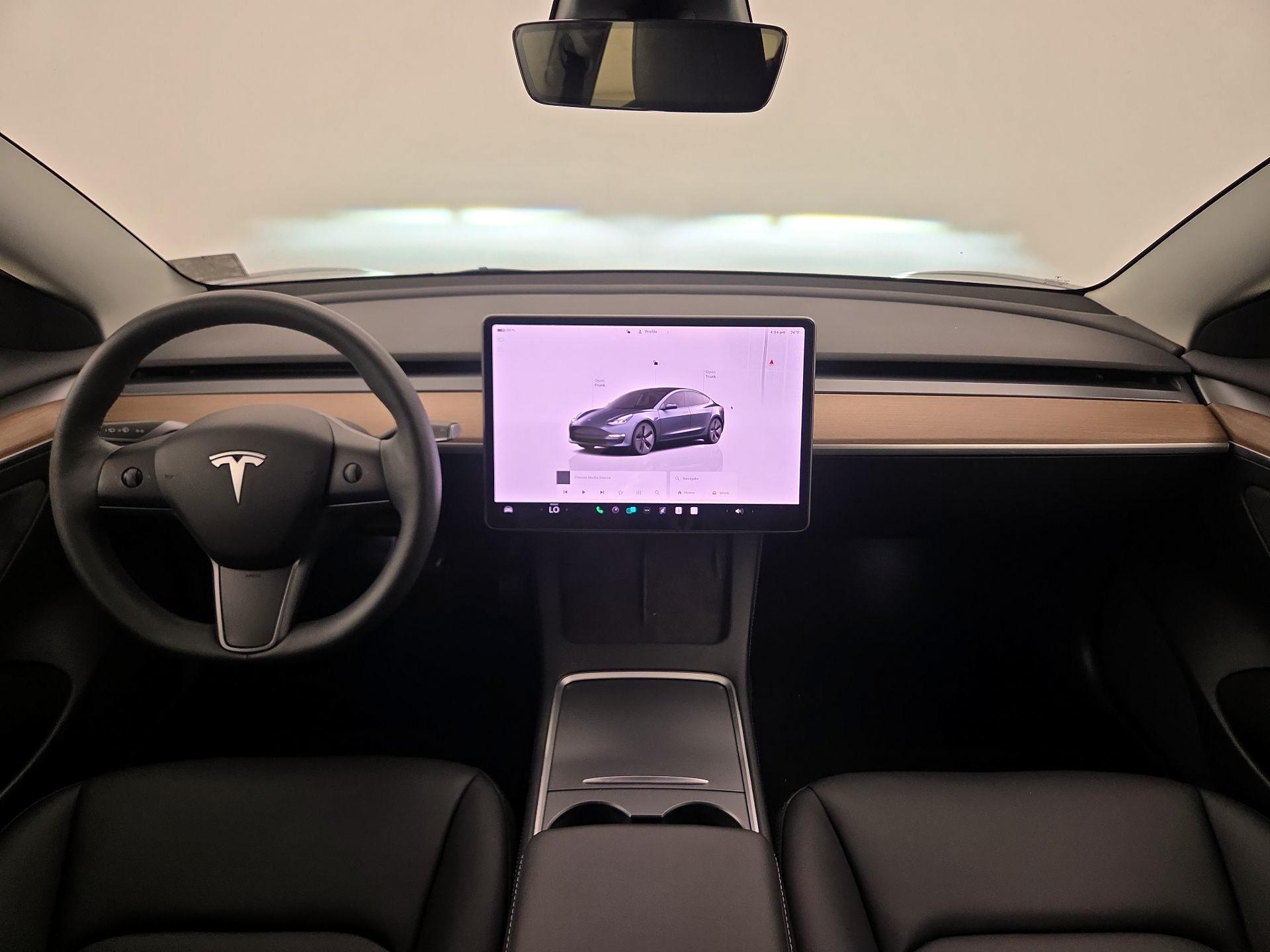 Thumbnail: 2022 Tesla Model 3 - 9