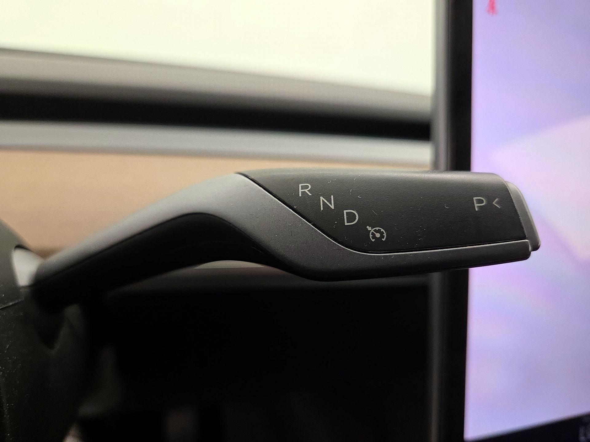 Thumbnail: 2022 Tesla Model 3 - 17