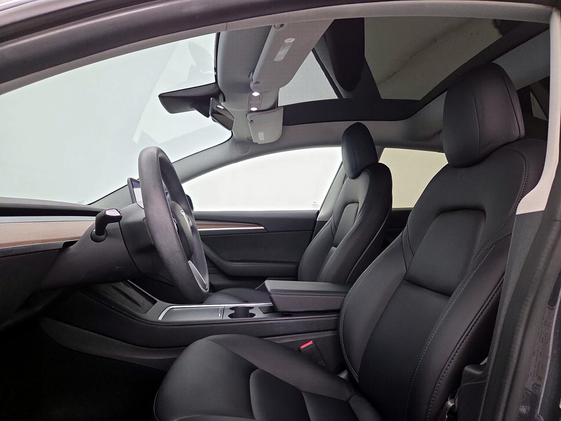 Thumbnail: 2022 Tesla Model 3 - 19