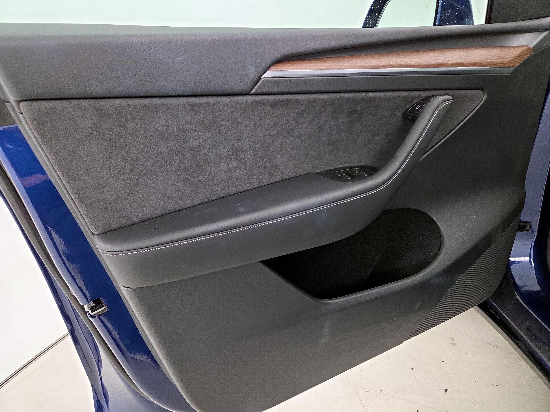 Thumbnail: 2024 Tesla Model Y - 12