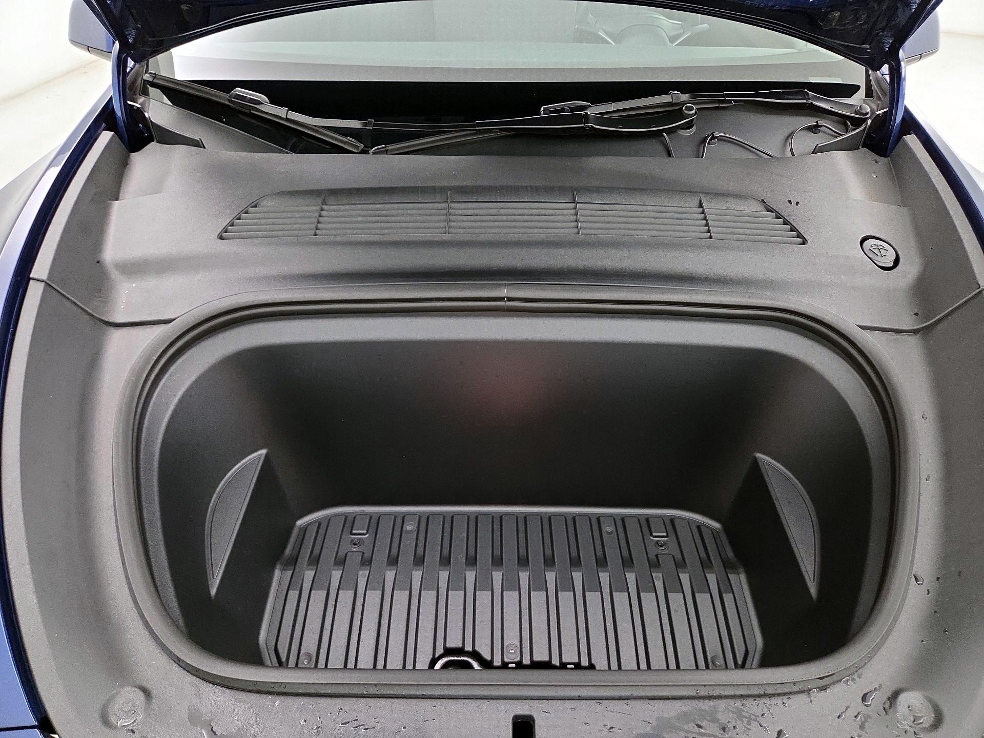 Thumbnail: 2024 Tesla Model Y - 20