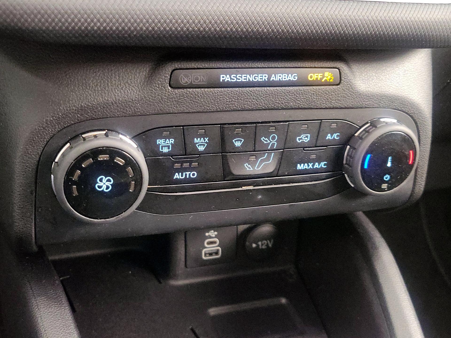 Thumbnail: 2024 Ford Bronco Sport - 16