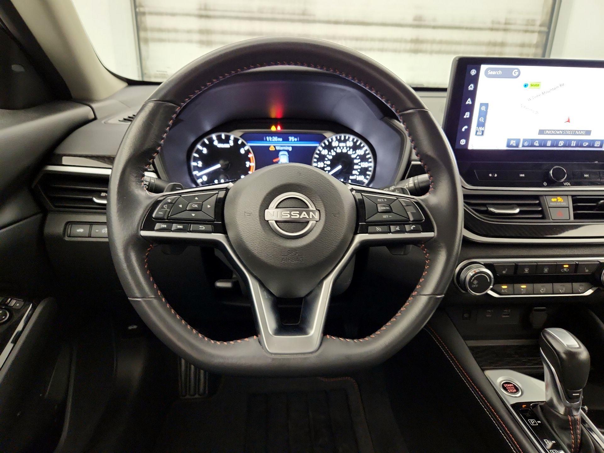 Thumbnail: 2023 Nissan Altima - 10