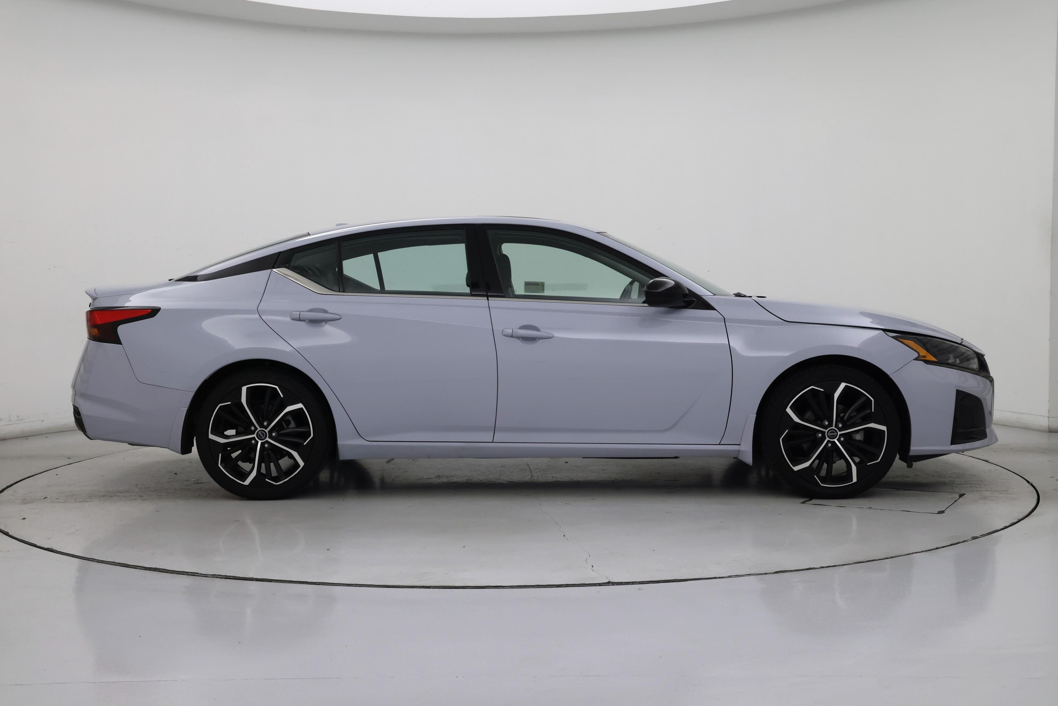 Thumbnail: 2023 Nissan Altima - 7