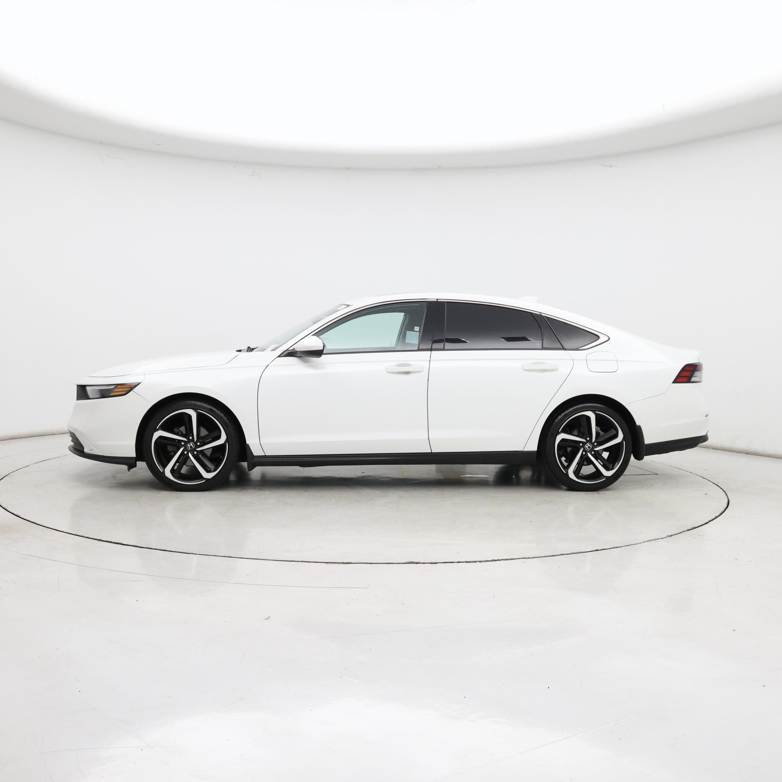 Thumbnail: 2023 Honda Accord - 3