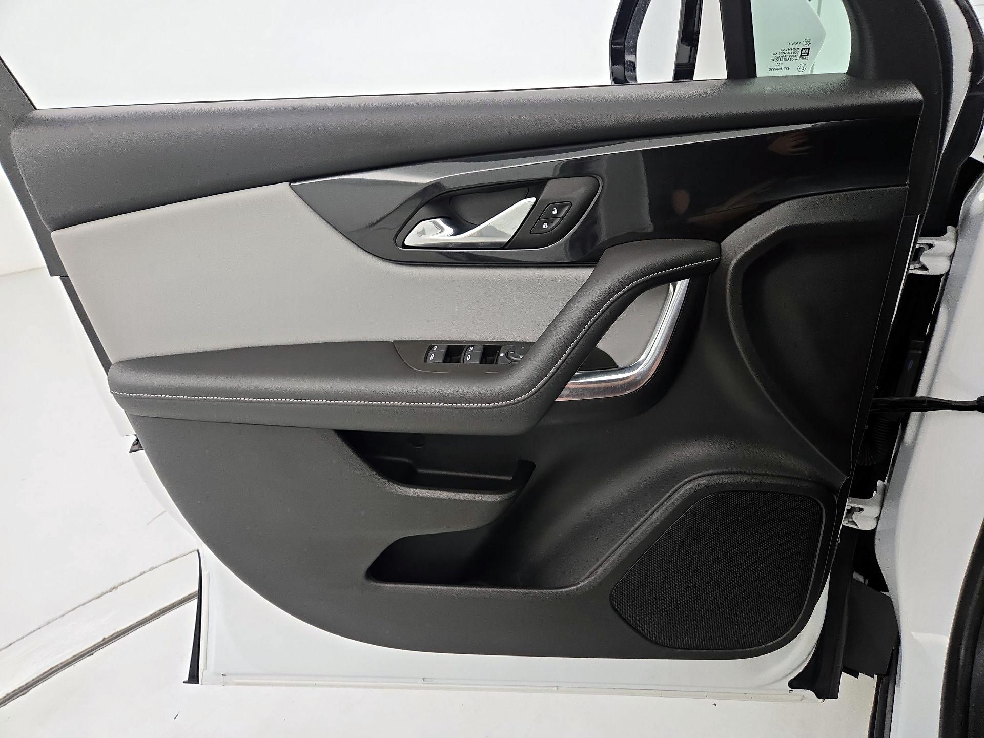 Thumbnail: 2023 Chevrolet Blazer - 12