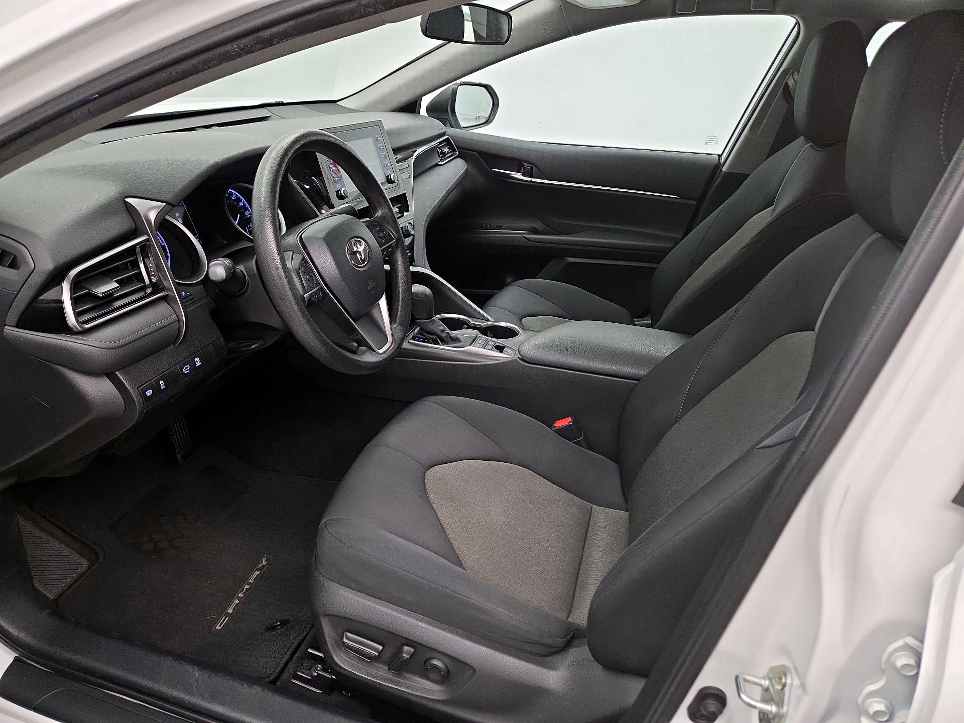 Thumbnail: 2022 Toyota Camry - 11