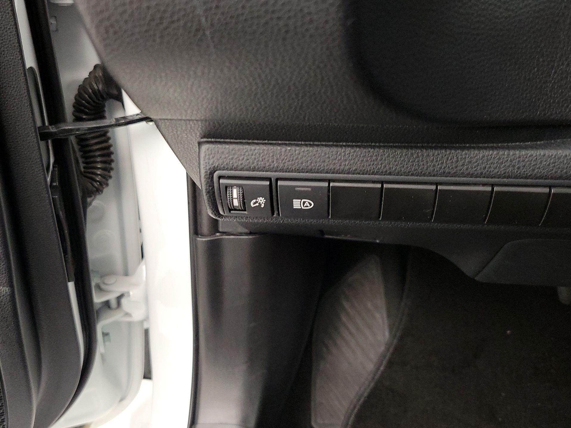 Thumbnail: 2024 Toyota Corolla - 13