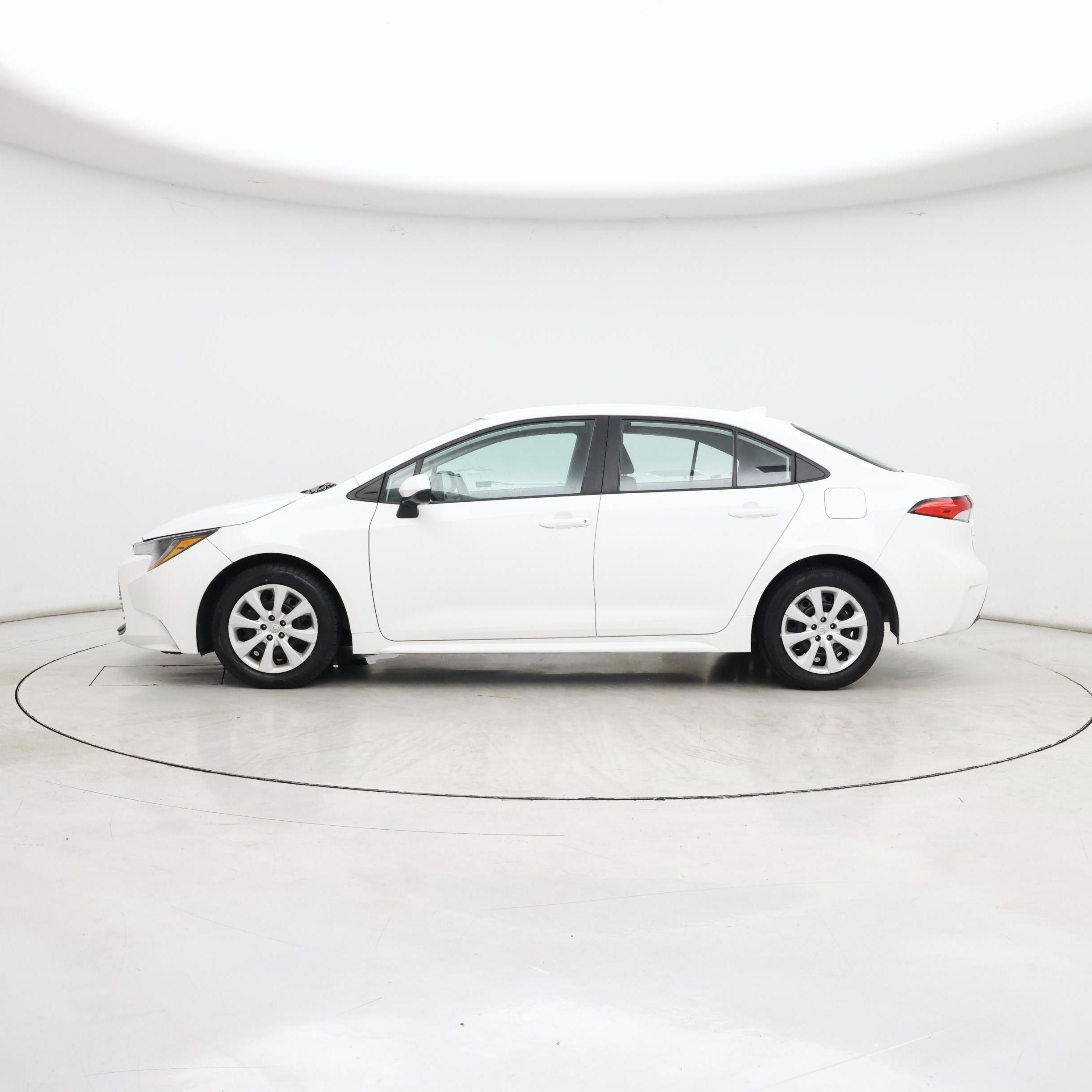 Thumbnail: 2024 Toyota Corolla - 3