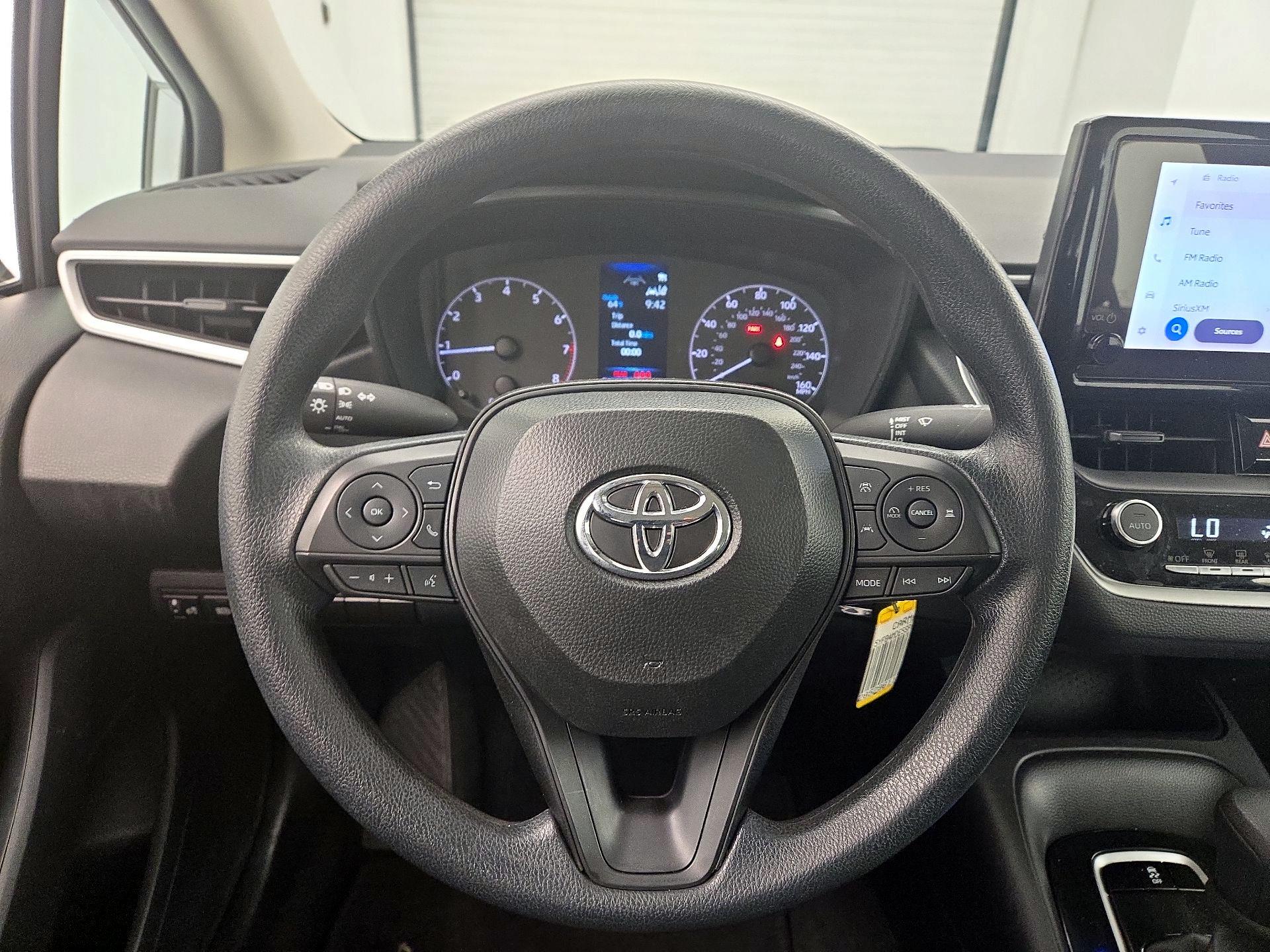 Thumbnail: 2025 Toyota Corolla - 10