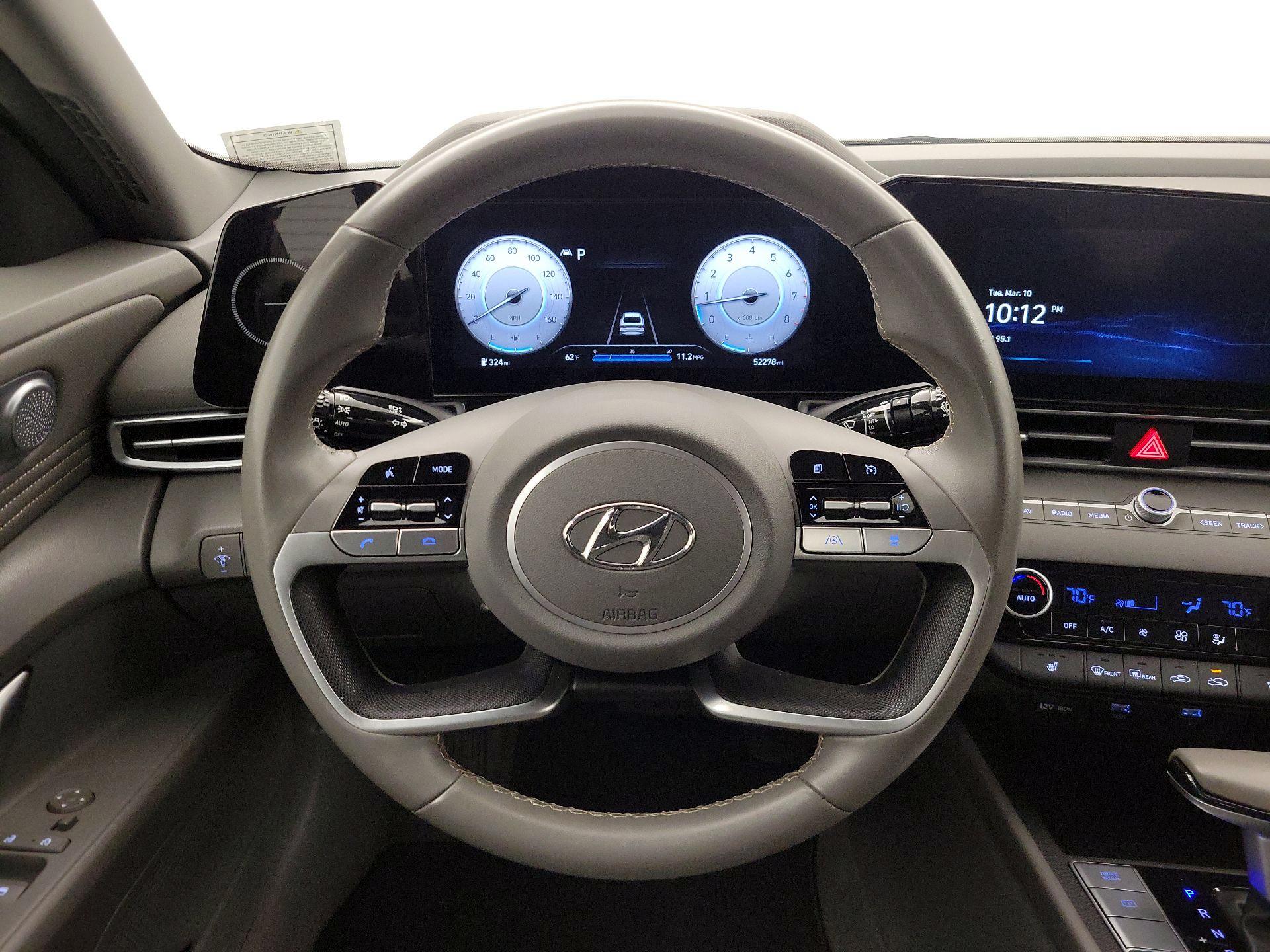 Thumbnail: 2023 Hyundai Elantra - 10