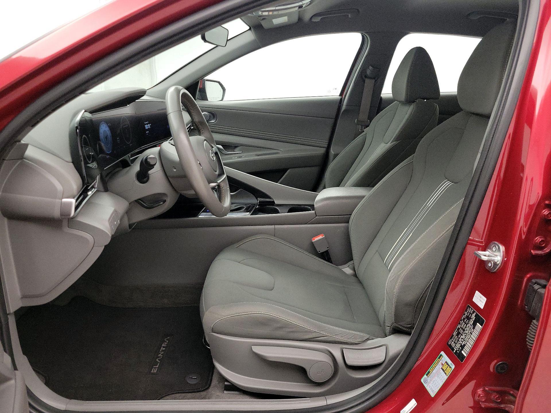 Thumbnail: 2023 Hyundai Elantra - 11