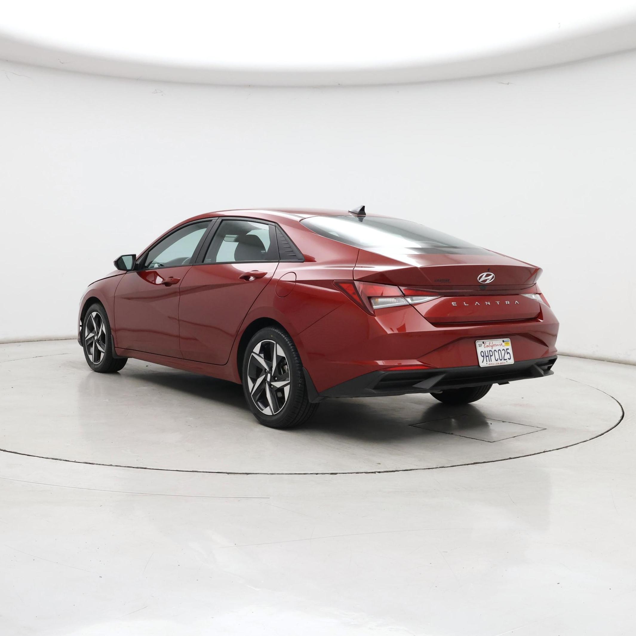 Thumbnail: 2023 Hyundai Elantra - 2