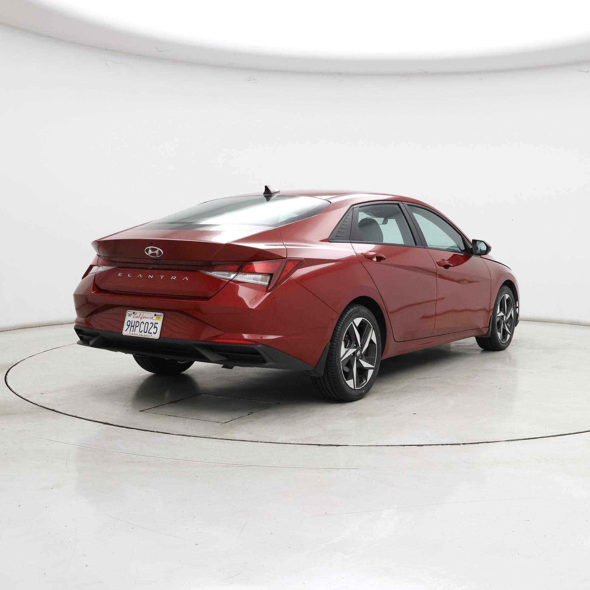 Thumbnail: 2023 Hyundai Elantra - 8