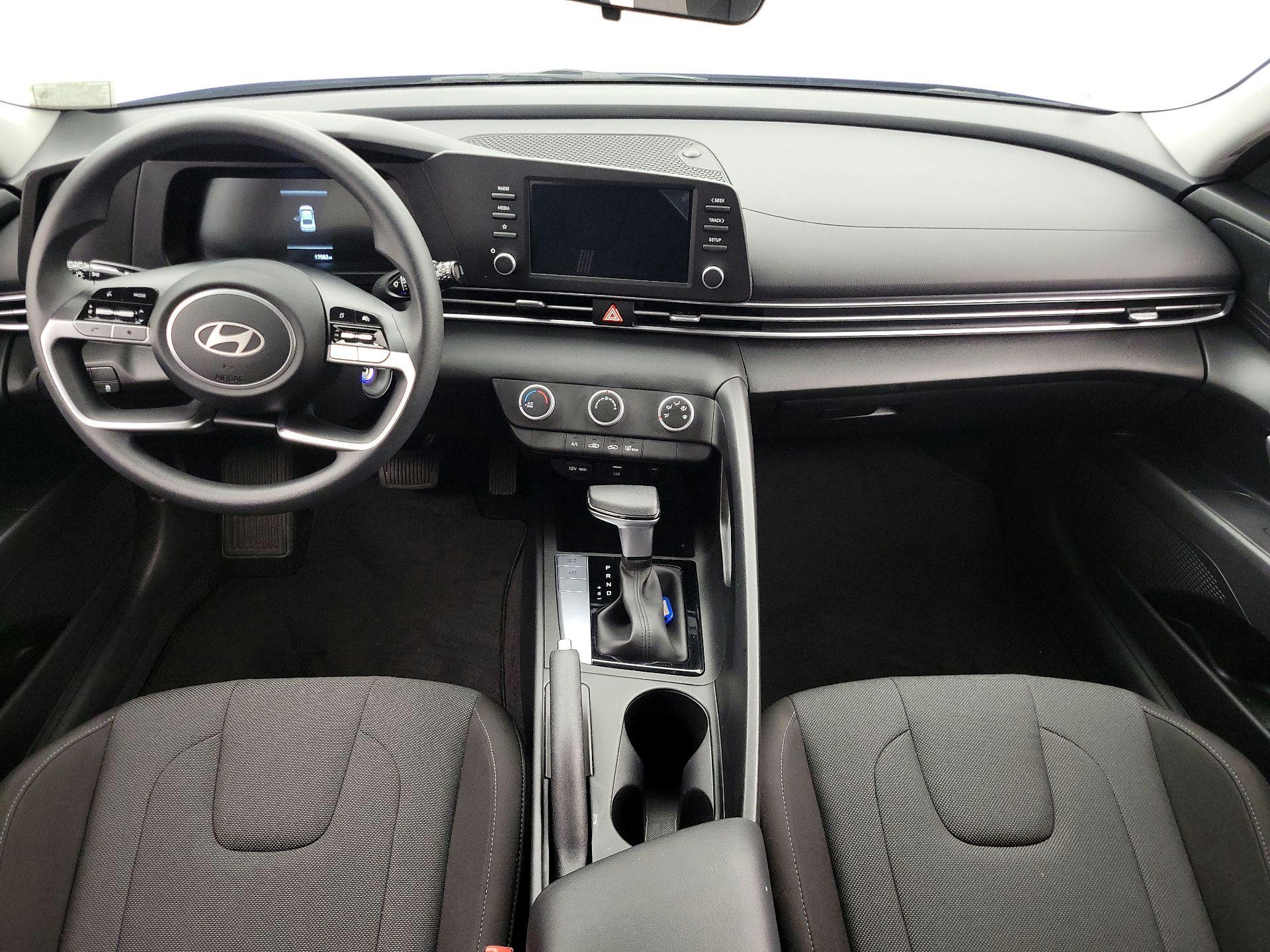 Thumbnail: 2025 Hyundai Elantra - 9