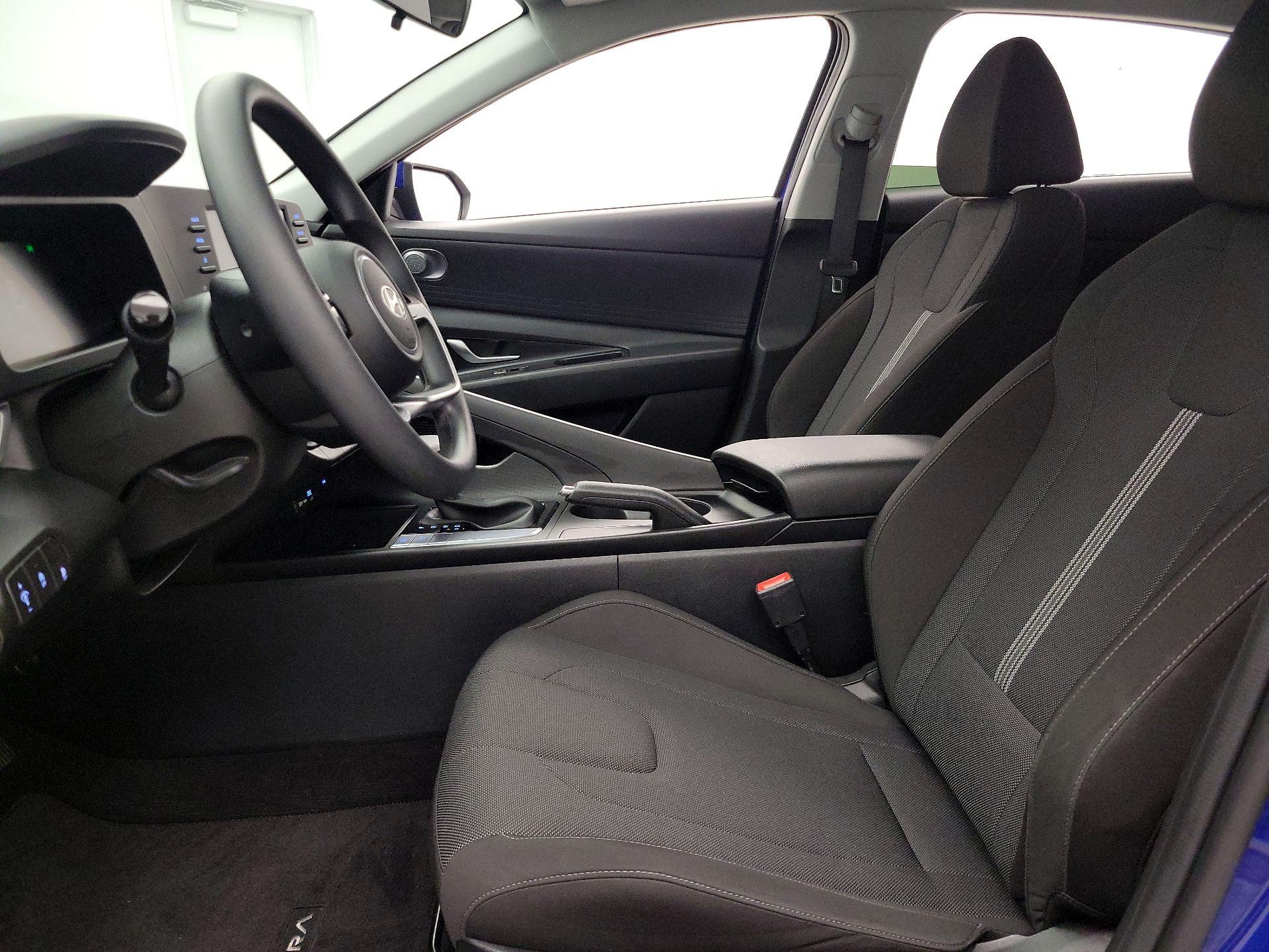 Thumbnail: 2025 Hyundai Elantra - 11