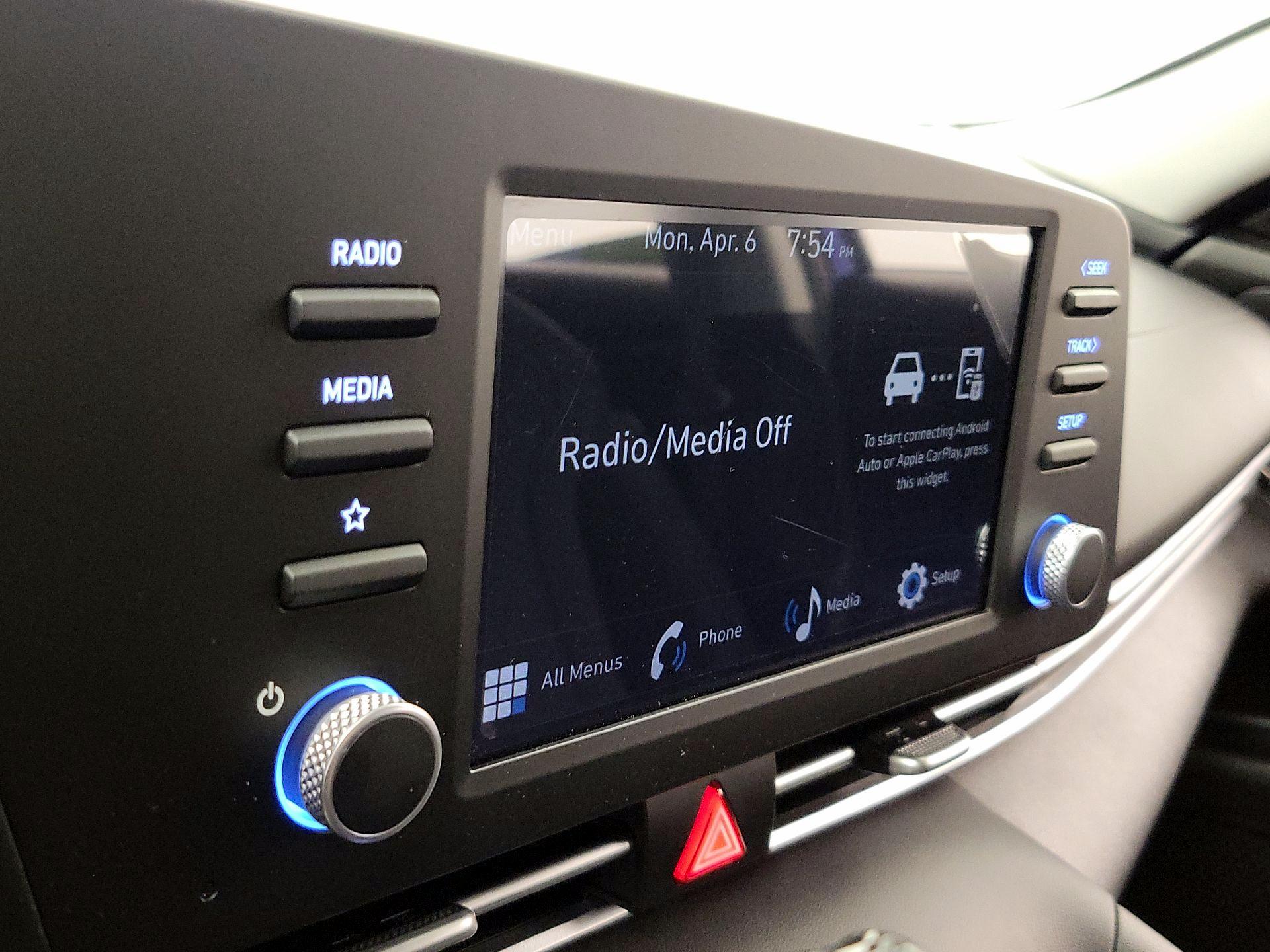 Thumbnail: 2025 Hyundai Elantra - 15