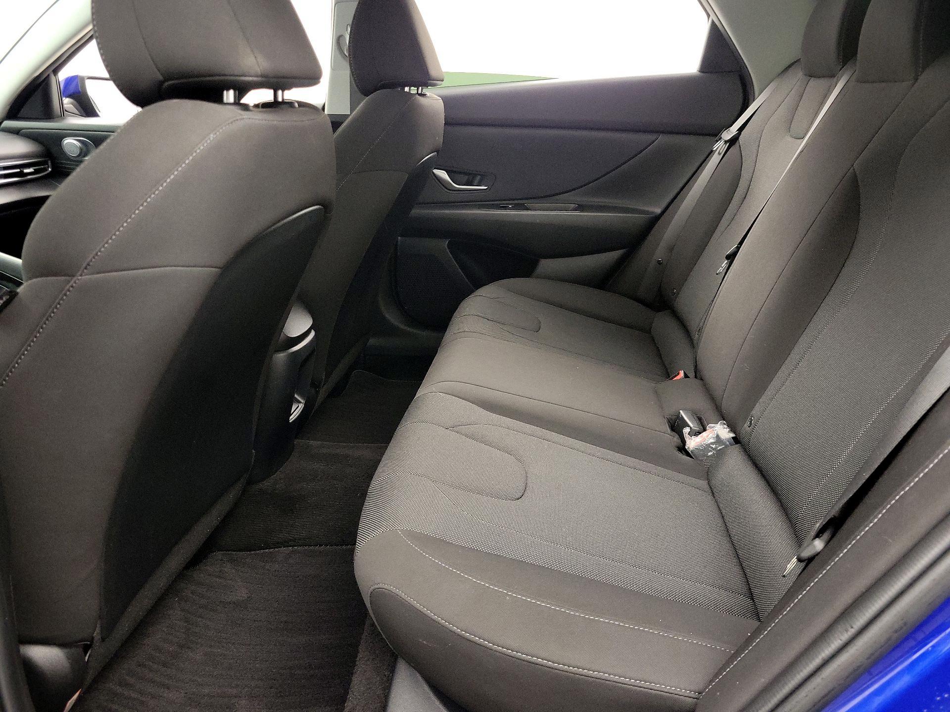 Thumbnail: 2025 Hyundai Elantra - 19