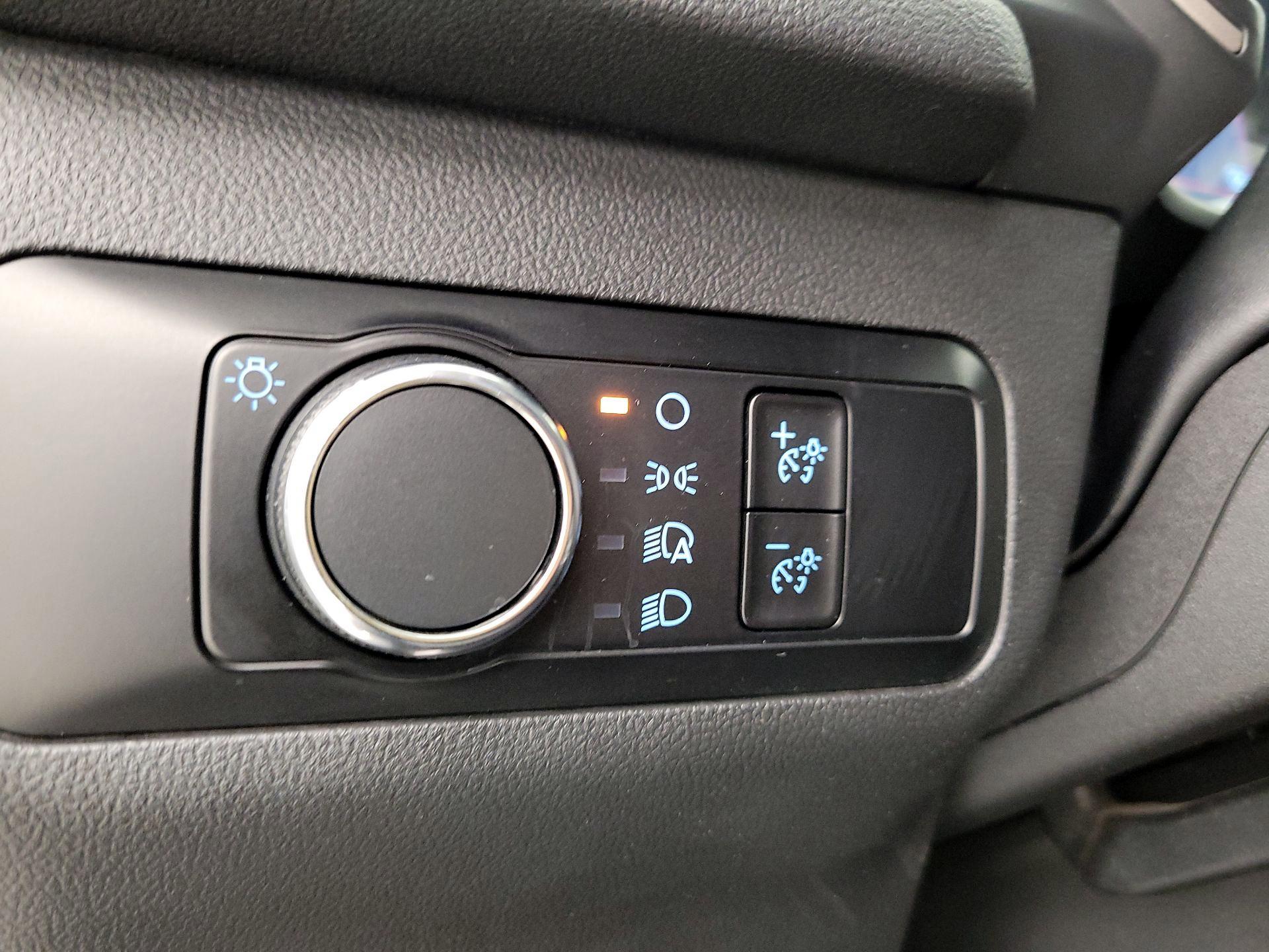 Thumbnail: 2022 Ford Escape - 13