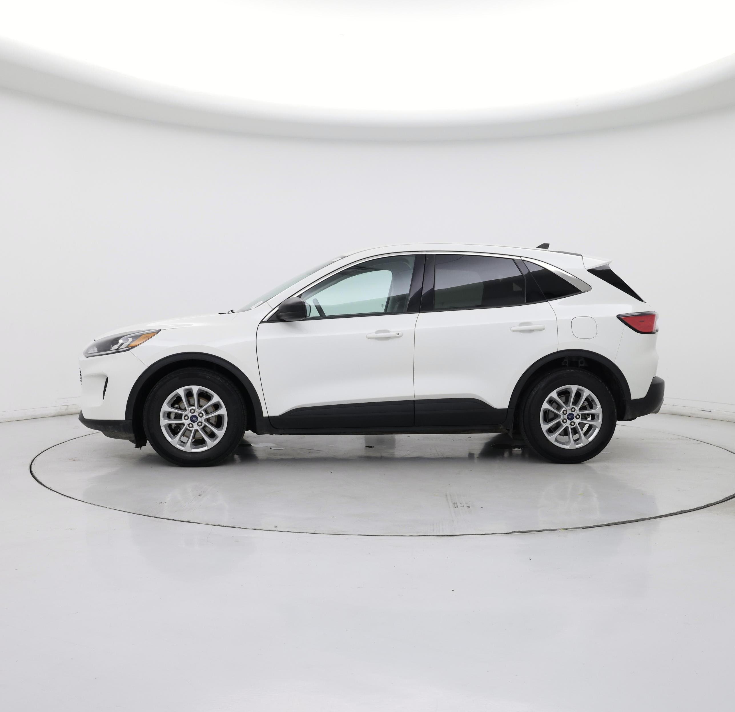 Thumbnail: 2022 Ford Escape - 3