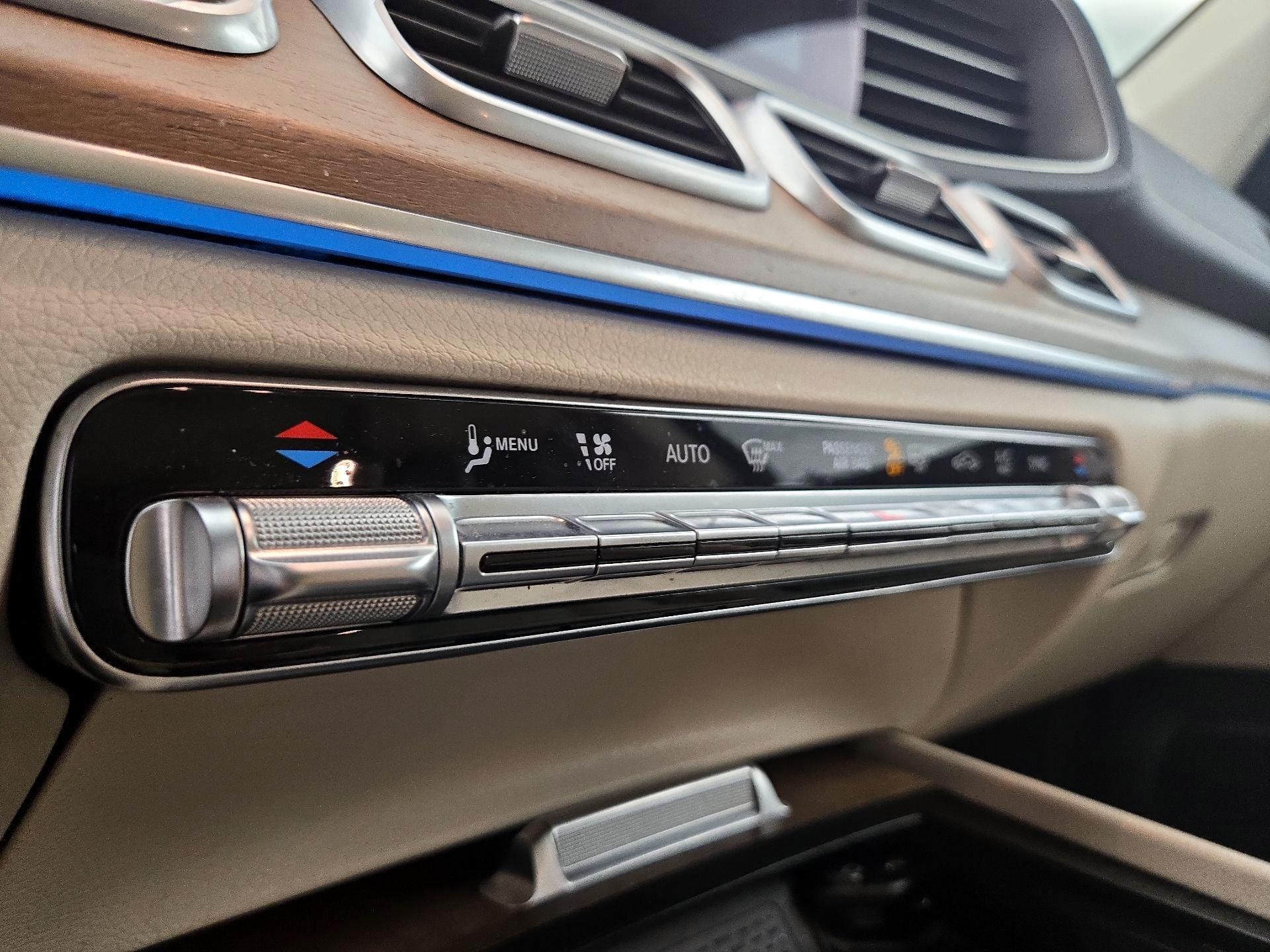 Thumbnail: 2021 Mercedes-Benz GLS - 17