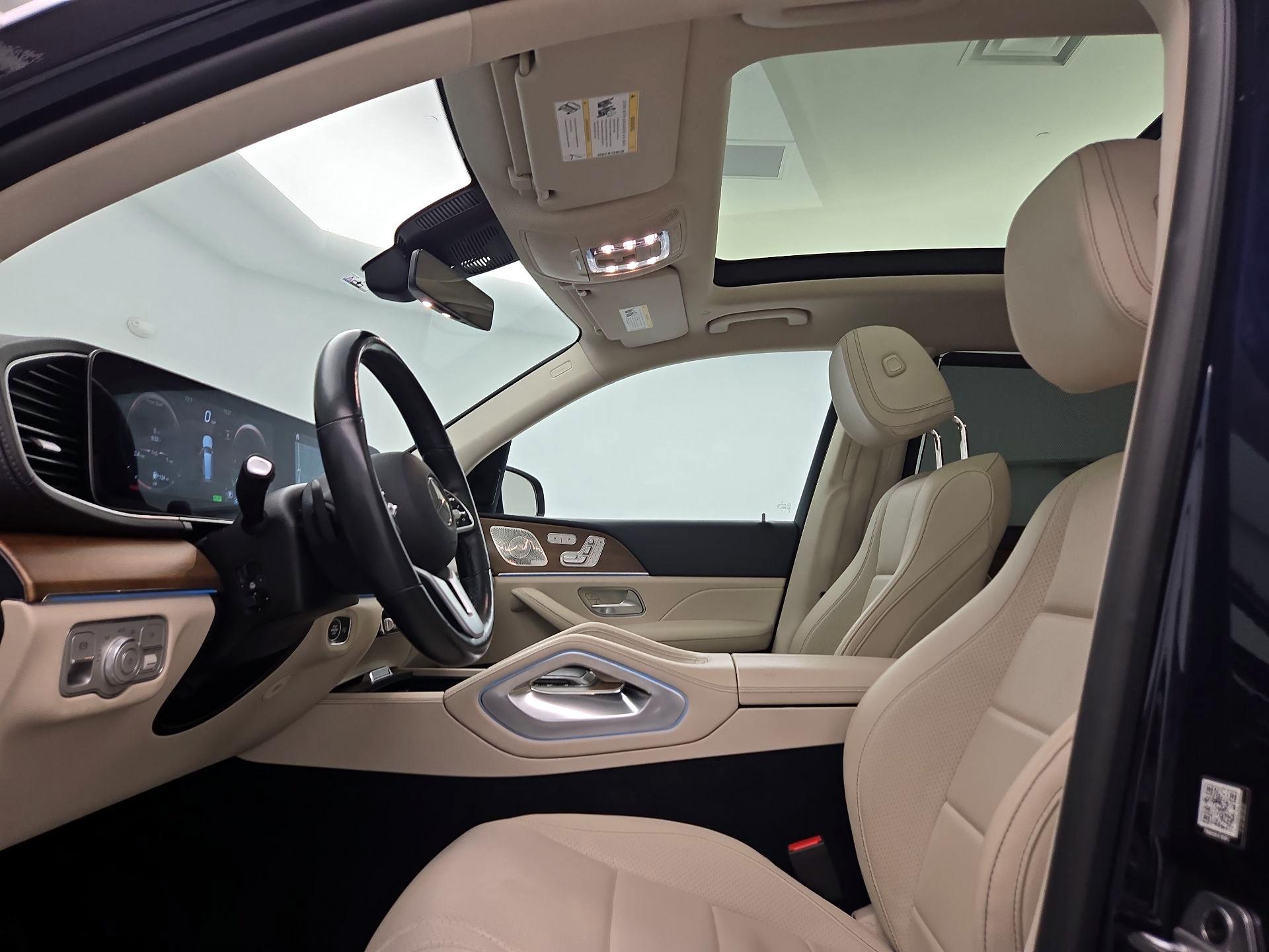 Thumbnail: 2021 Mercedes-Benz GLS - 20