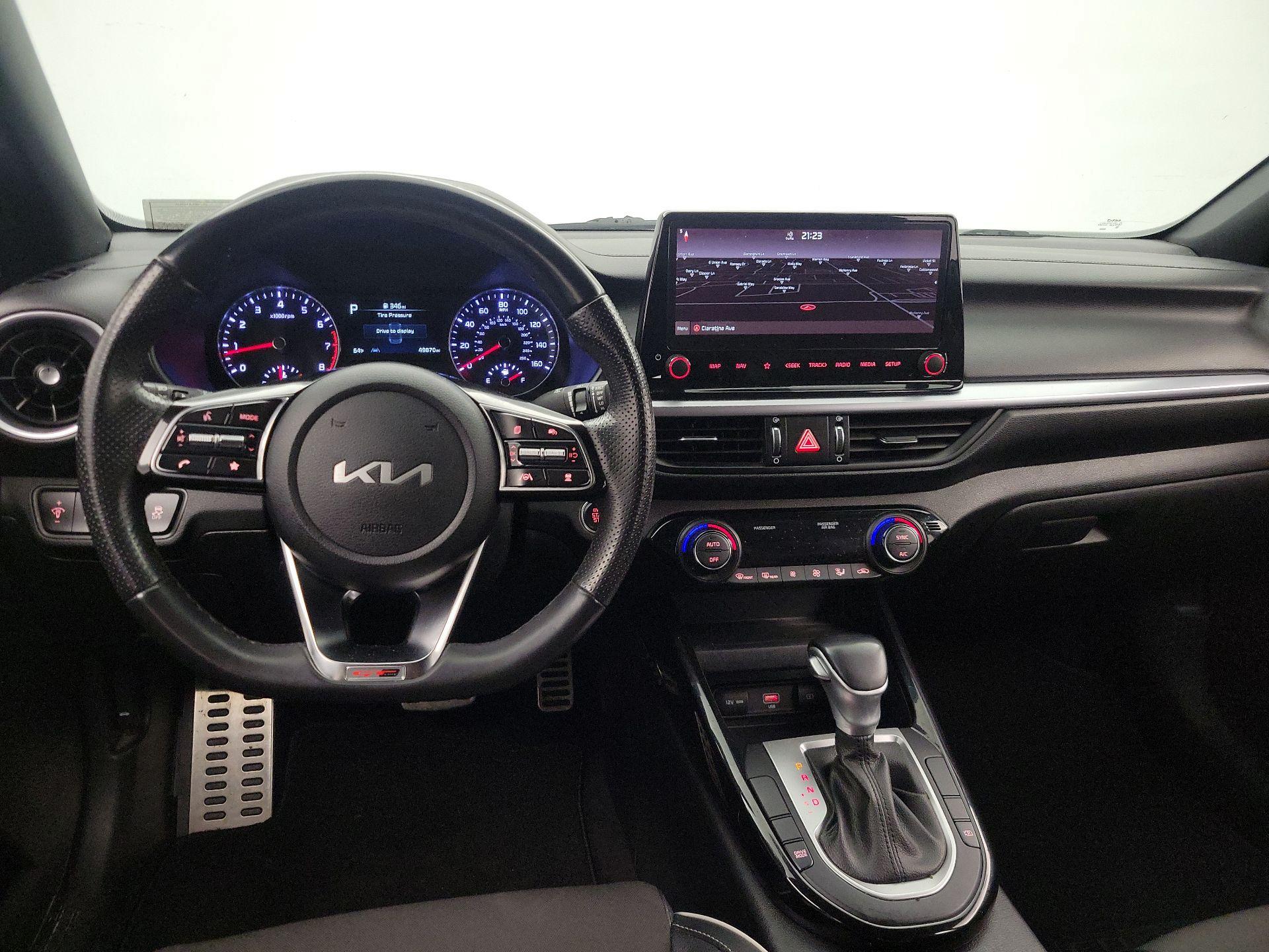 Thumbnail: 2022 Kia Forte - 9