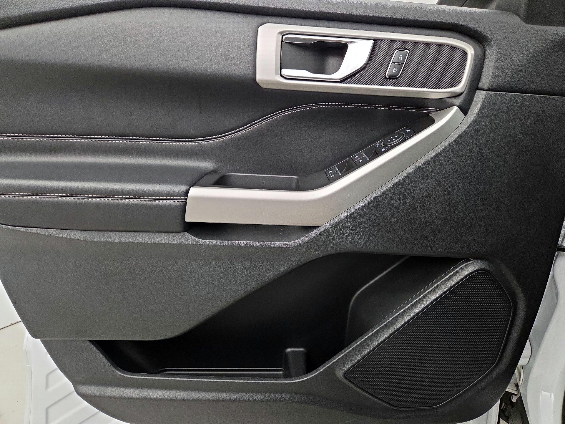 Thumbnail: 2022 Ford Explorer - 12