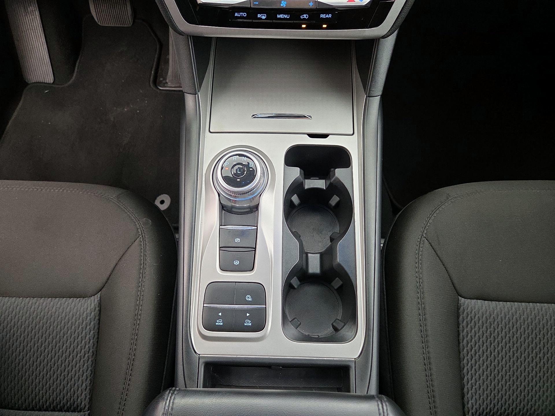 Thumbnail: 2022 Ford Explorer - 17